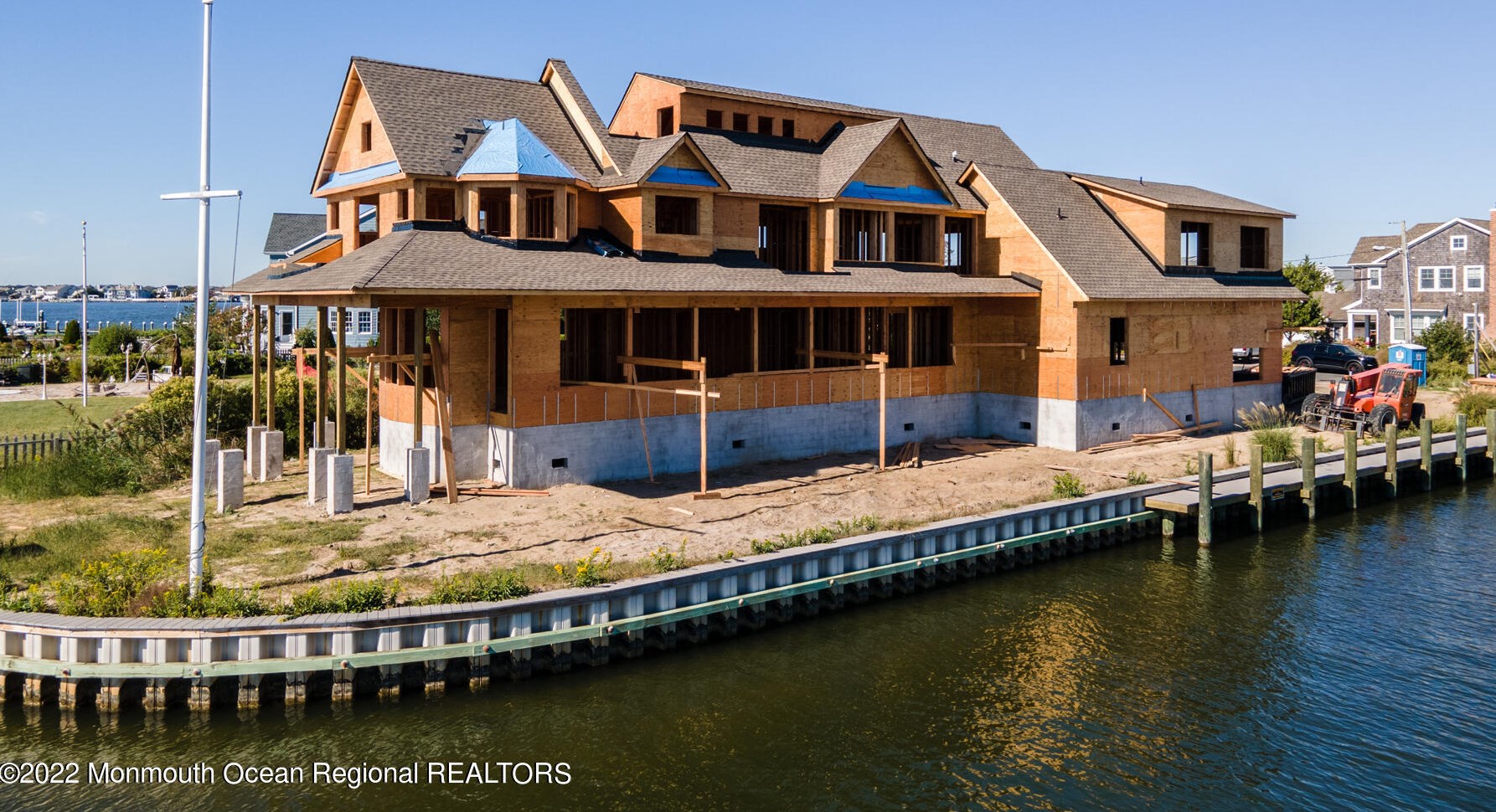 1700 Bay Isle Dr, Point Pleasant Beach, NJ 08742