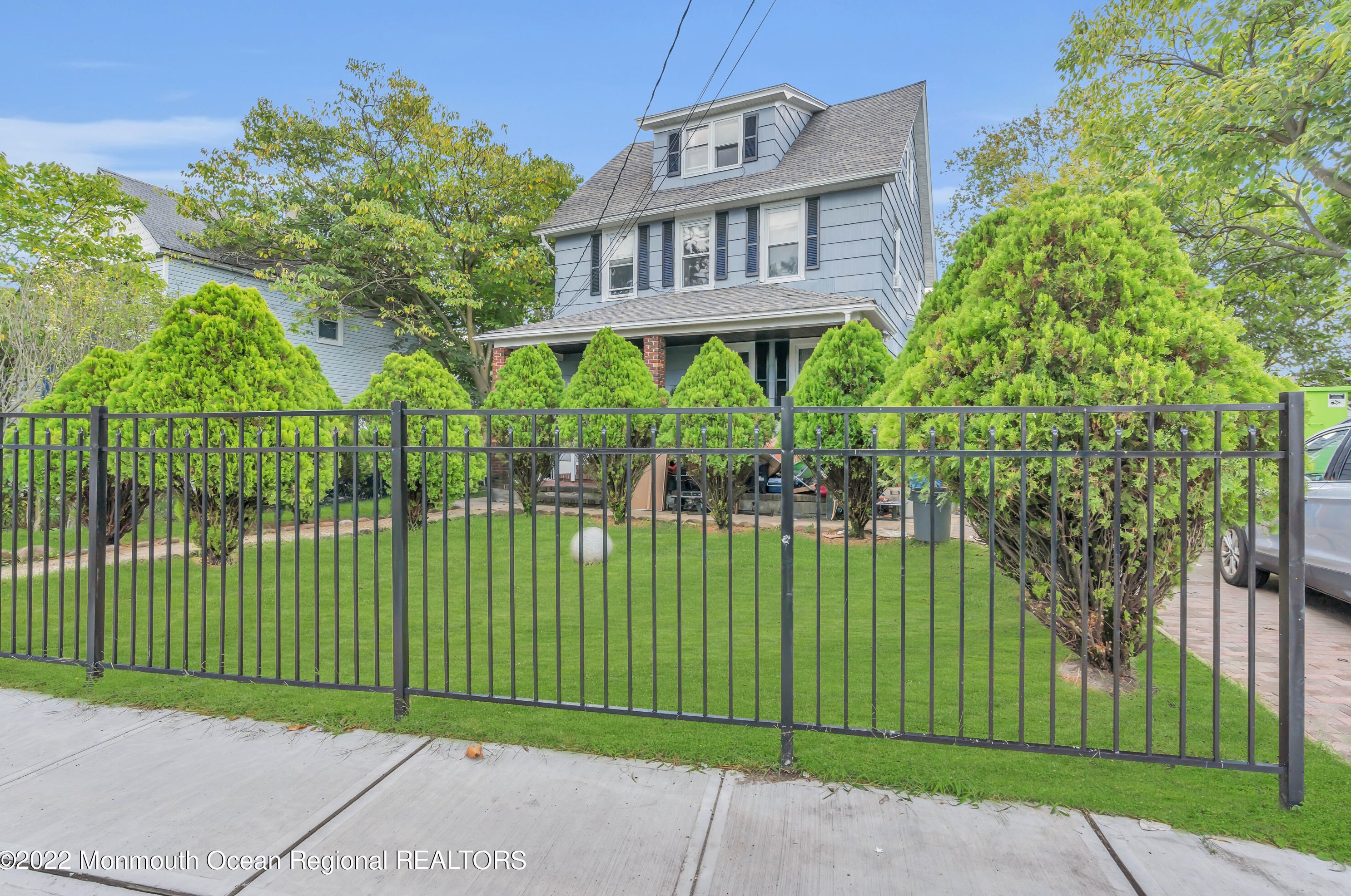 46 Maple Ave, Ideal Beach, NJ 07734-1440