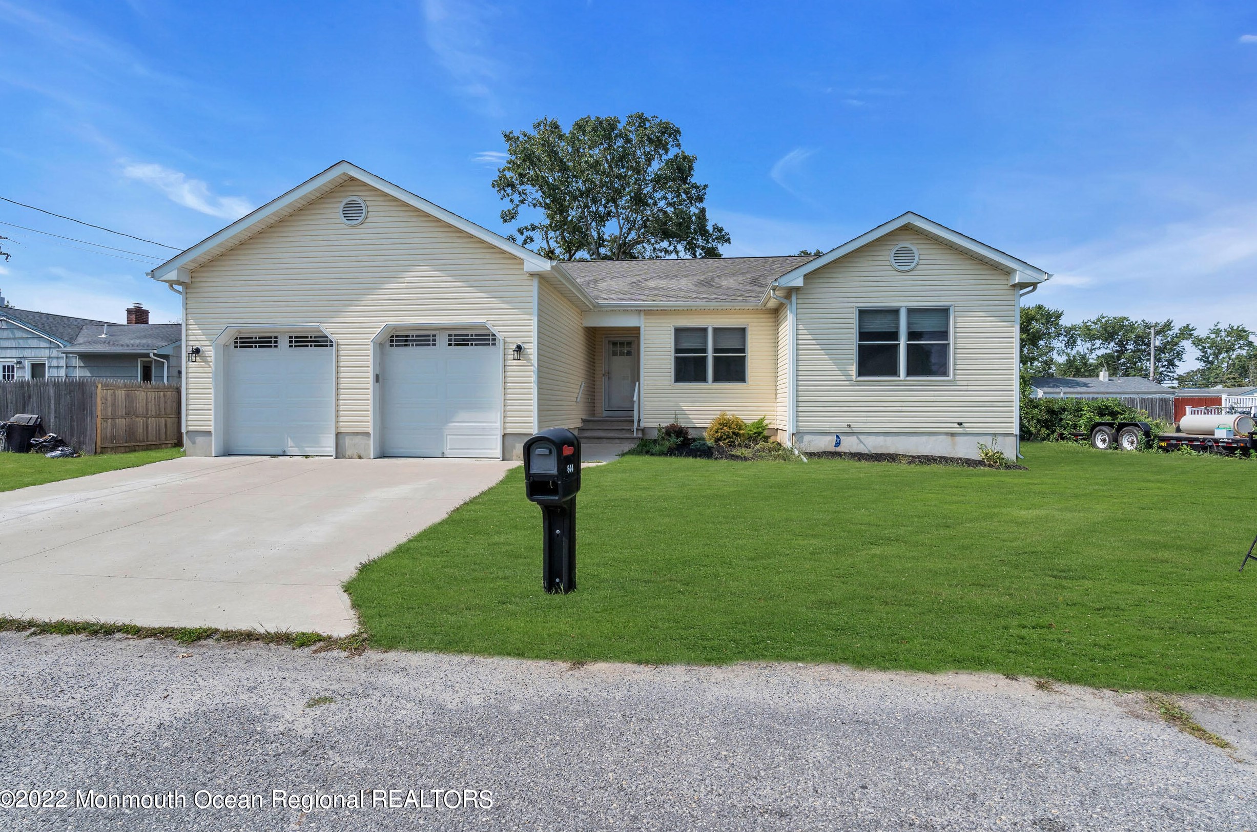 844 Seaman Ave, Beachwood NJ  08722-3508 exterior