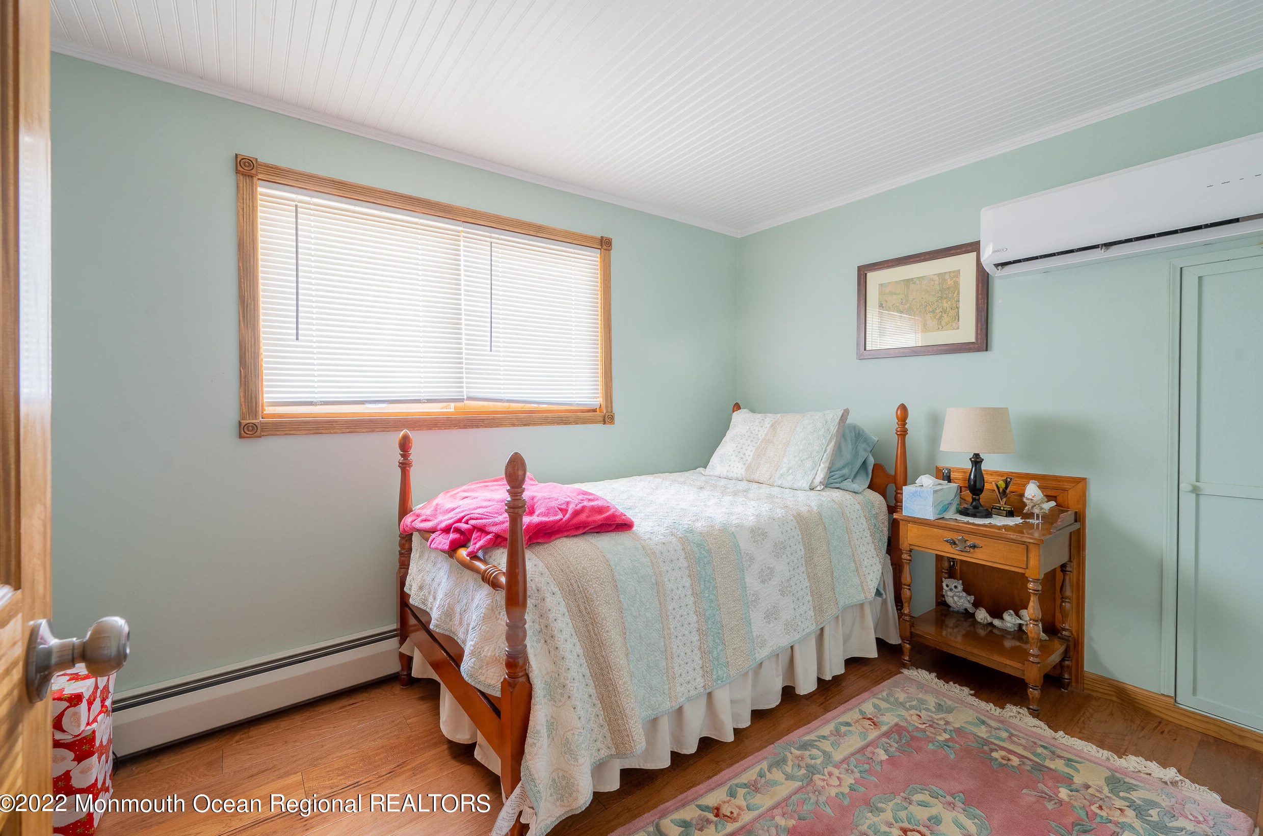 144 Laurel Ave, Ideal Beach NJ  07734-2953 exterior