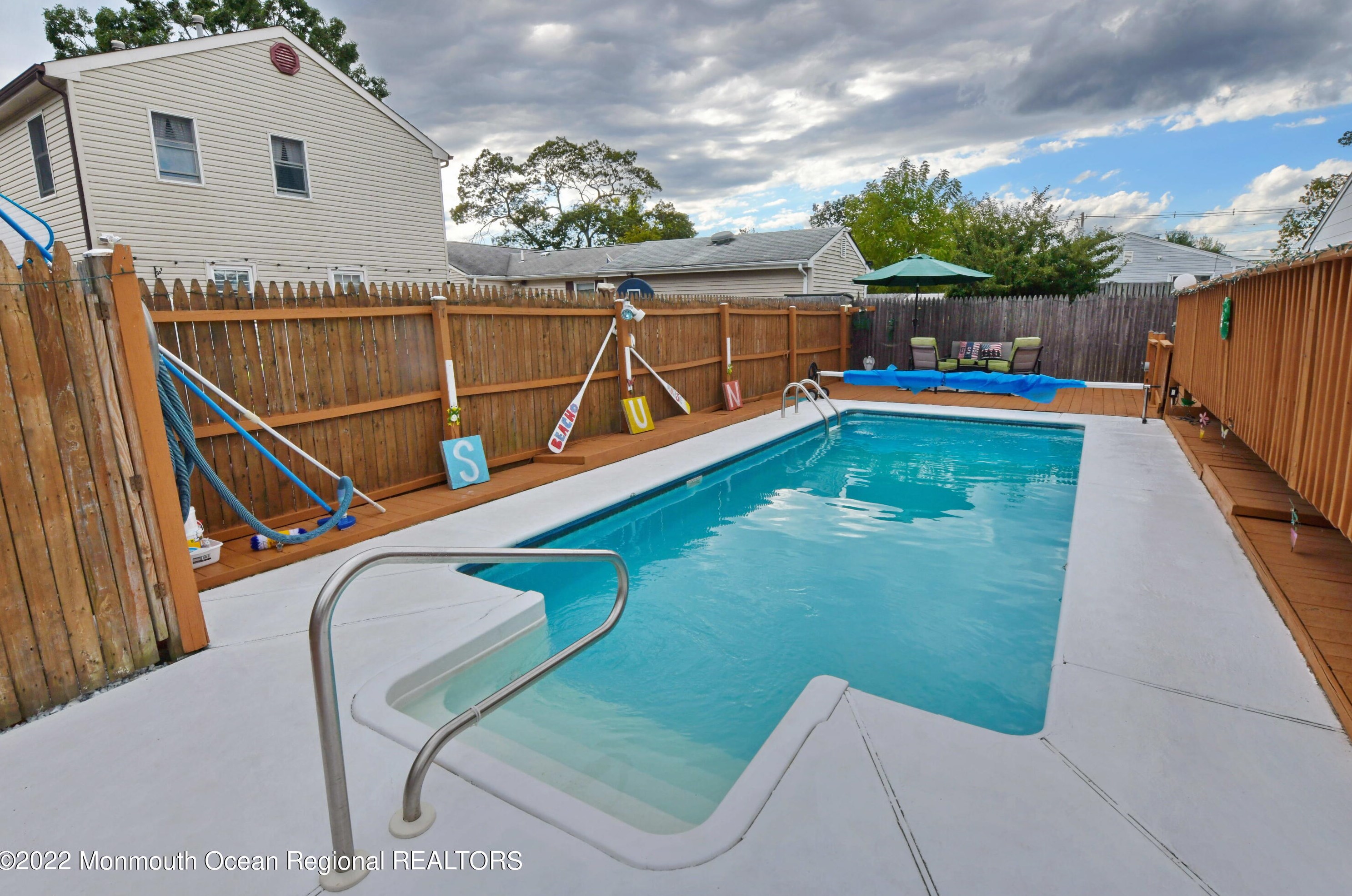 2412 Maple St, Point Pleasant Beach, NJ 08742