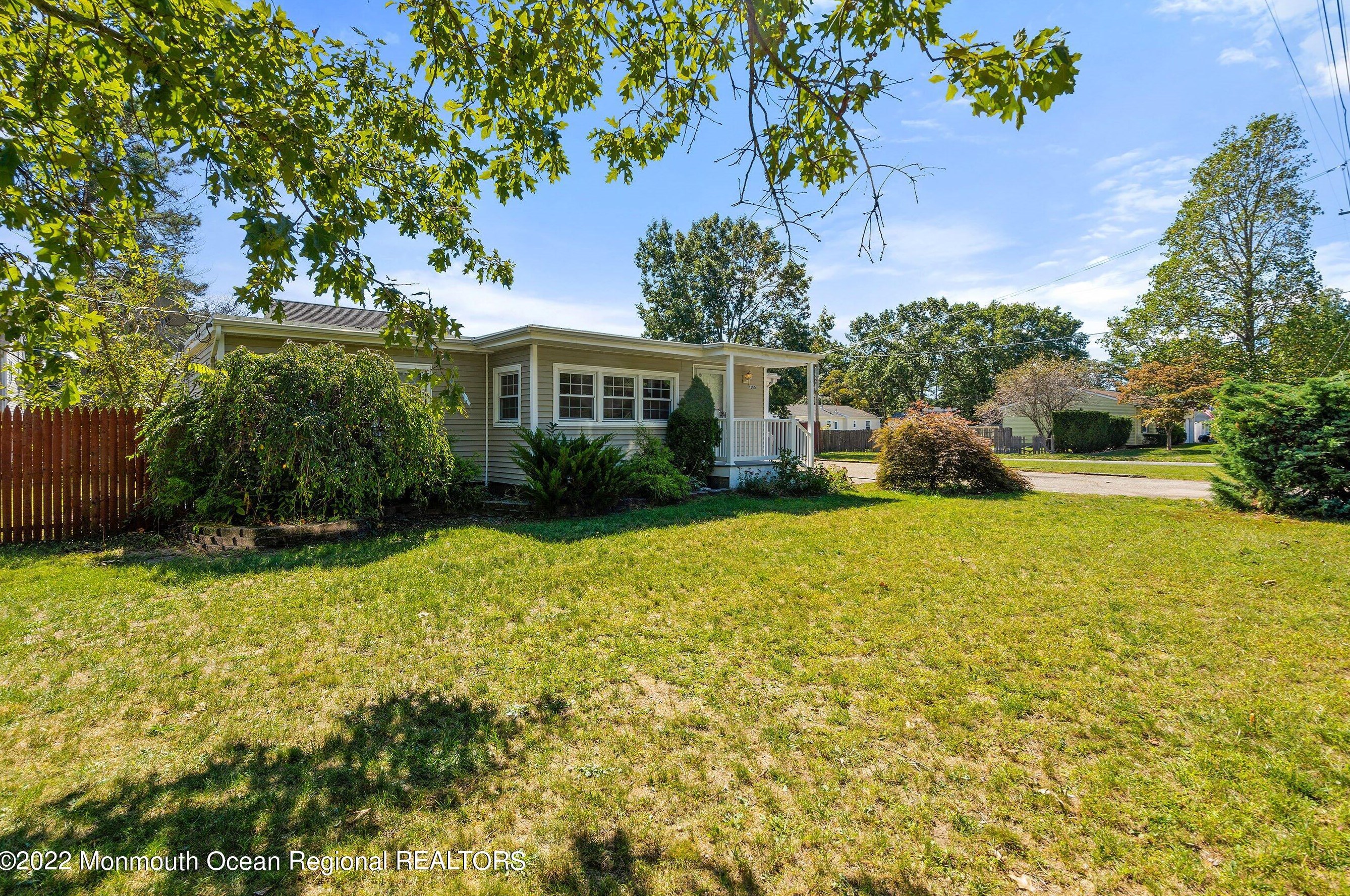 1300 3rd Ave, Toms River, NJ 08757-3411