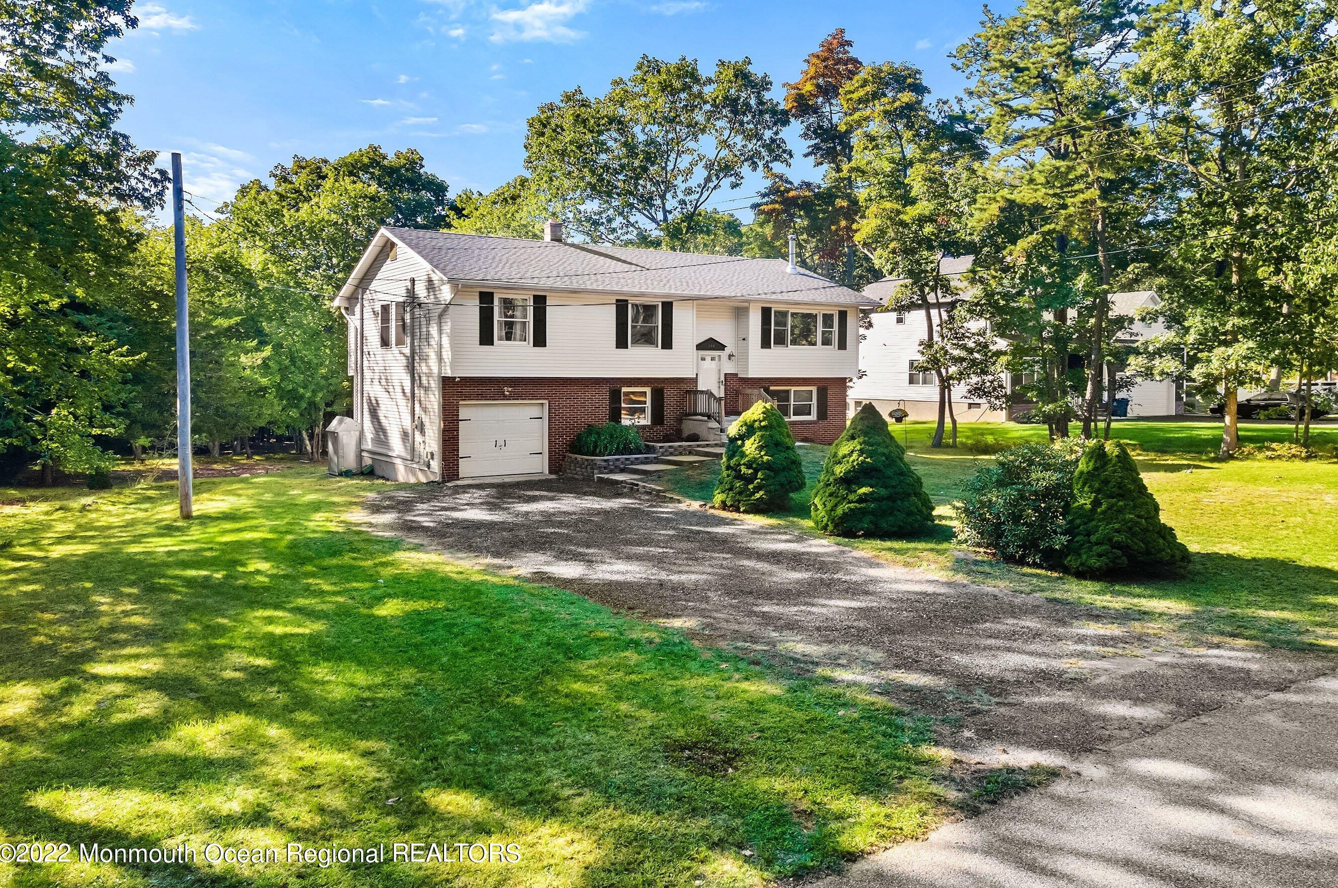 188 Willow Dr, Jackson Twp, NJ 08527
