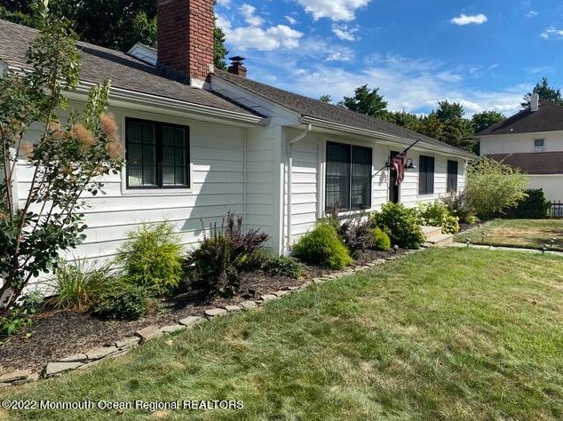 3 Grant St, Matawan, NJ 07747-2930