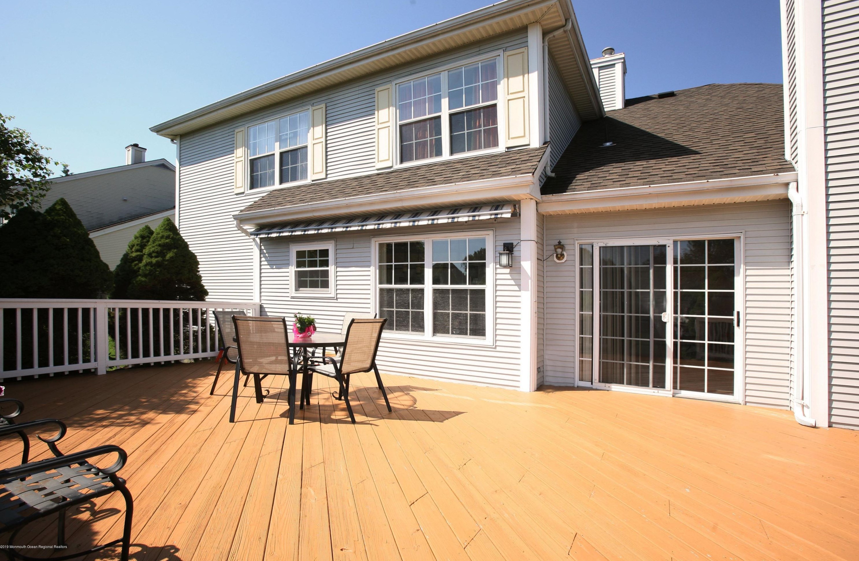 17 Polo Club Dr, Tinton Falls, NJ 07724