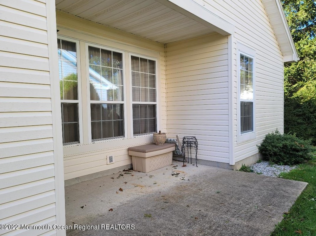 34 Symphony Ave, Berkeley Township, NJ 08721