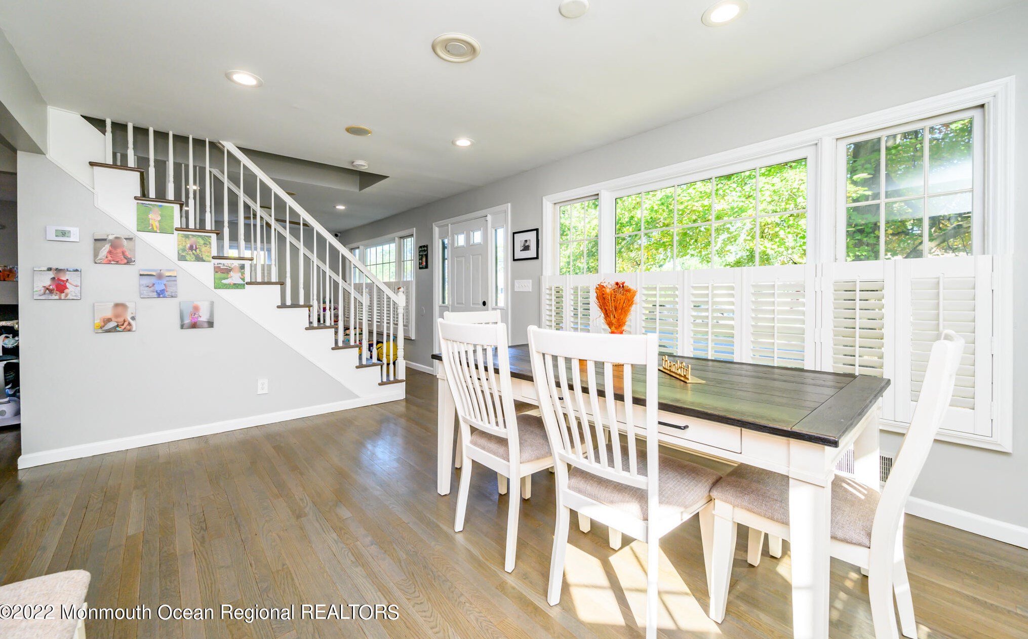 558 Hopping Rd, Belford NJ  07718-1188 exterior