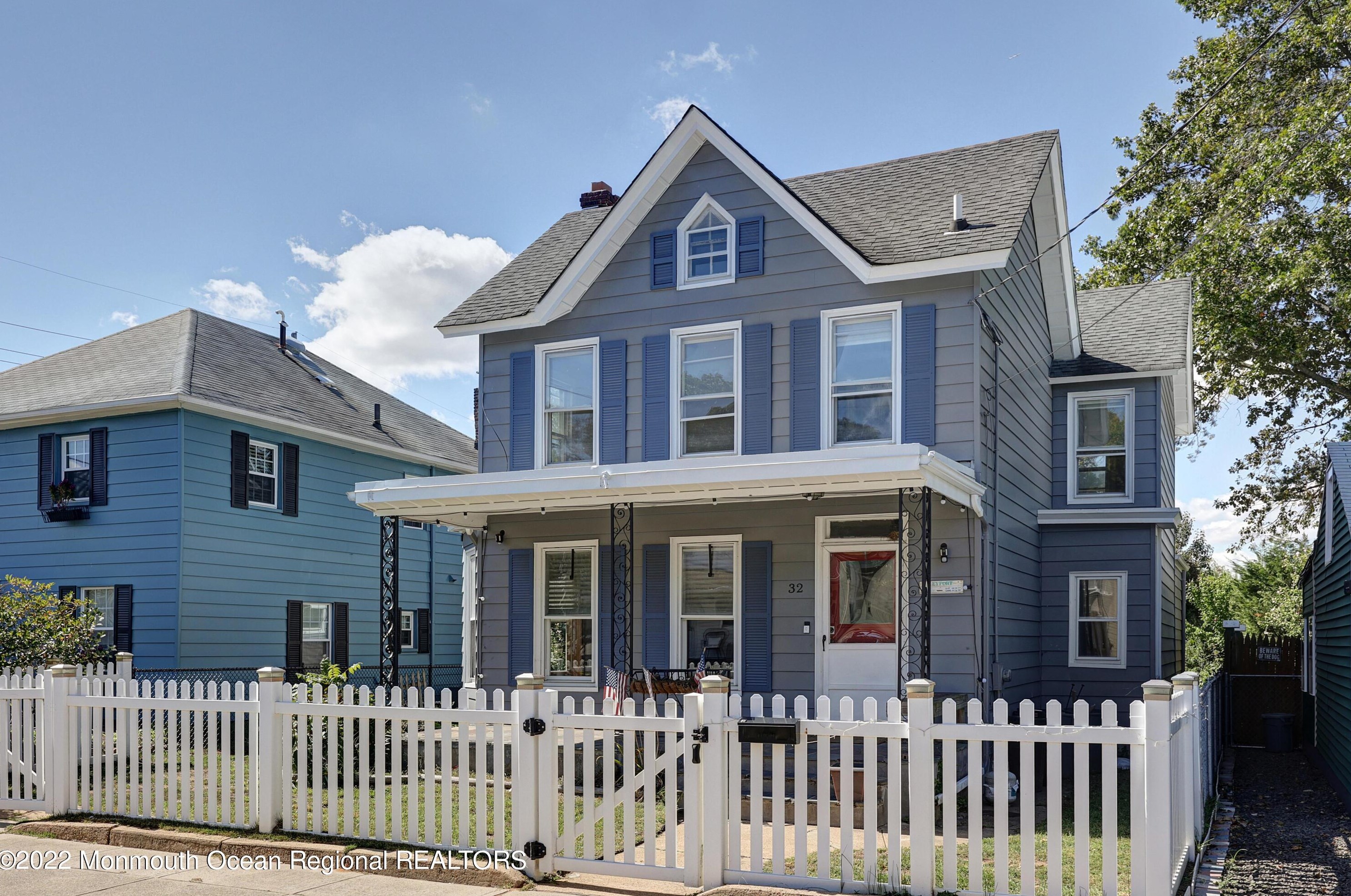 32 Washington St, Keyport, NJ 07735-1045