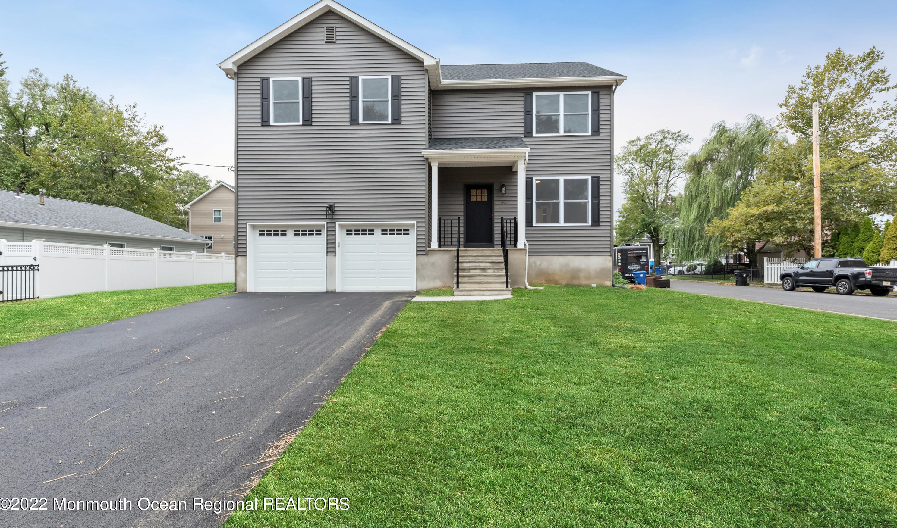 81 Clinton St, Middletown, NJ 07748