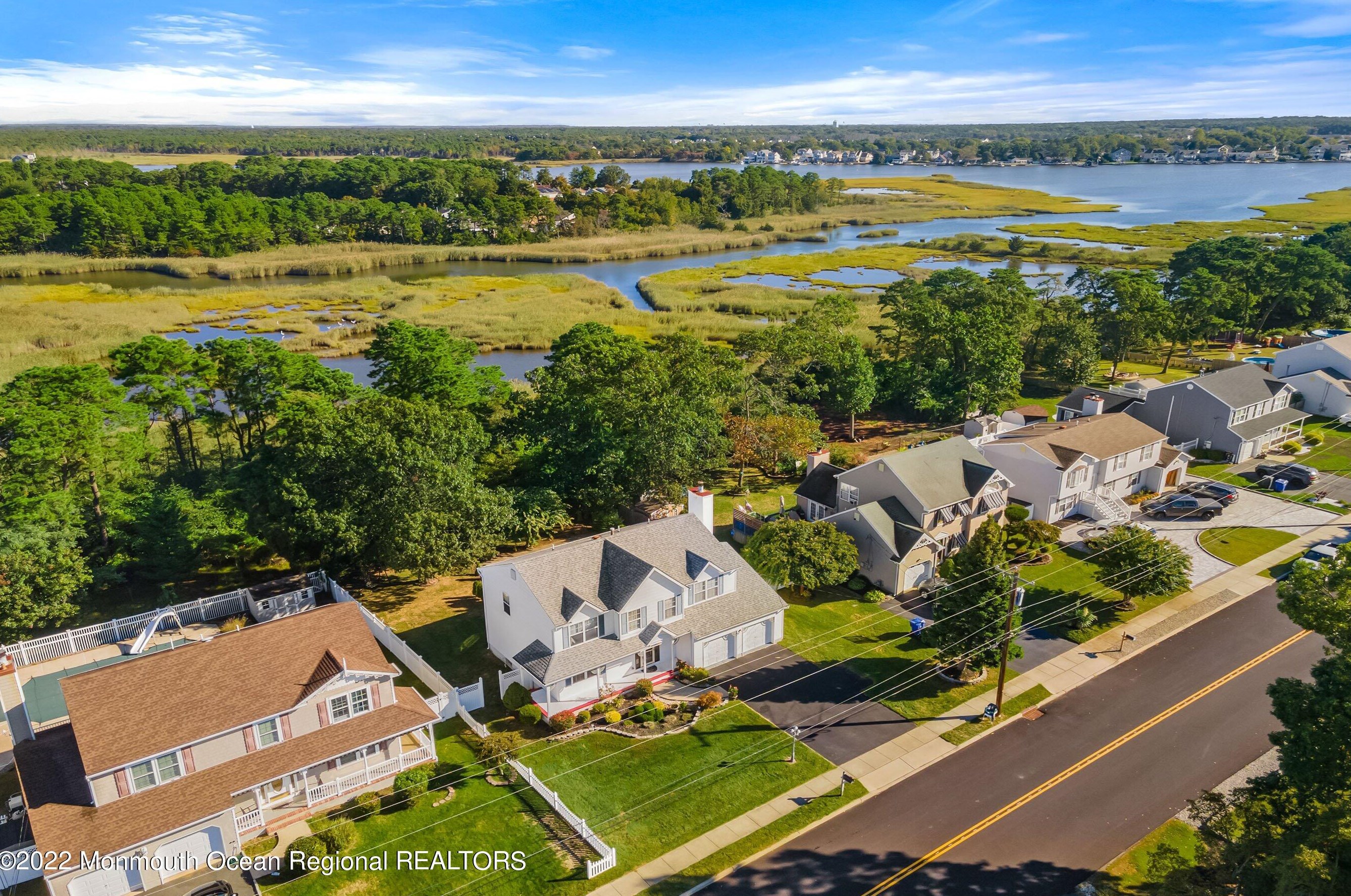86 Bay Harbor Blvd, Bricktown, NJ 08723