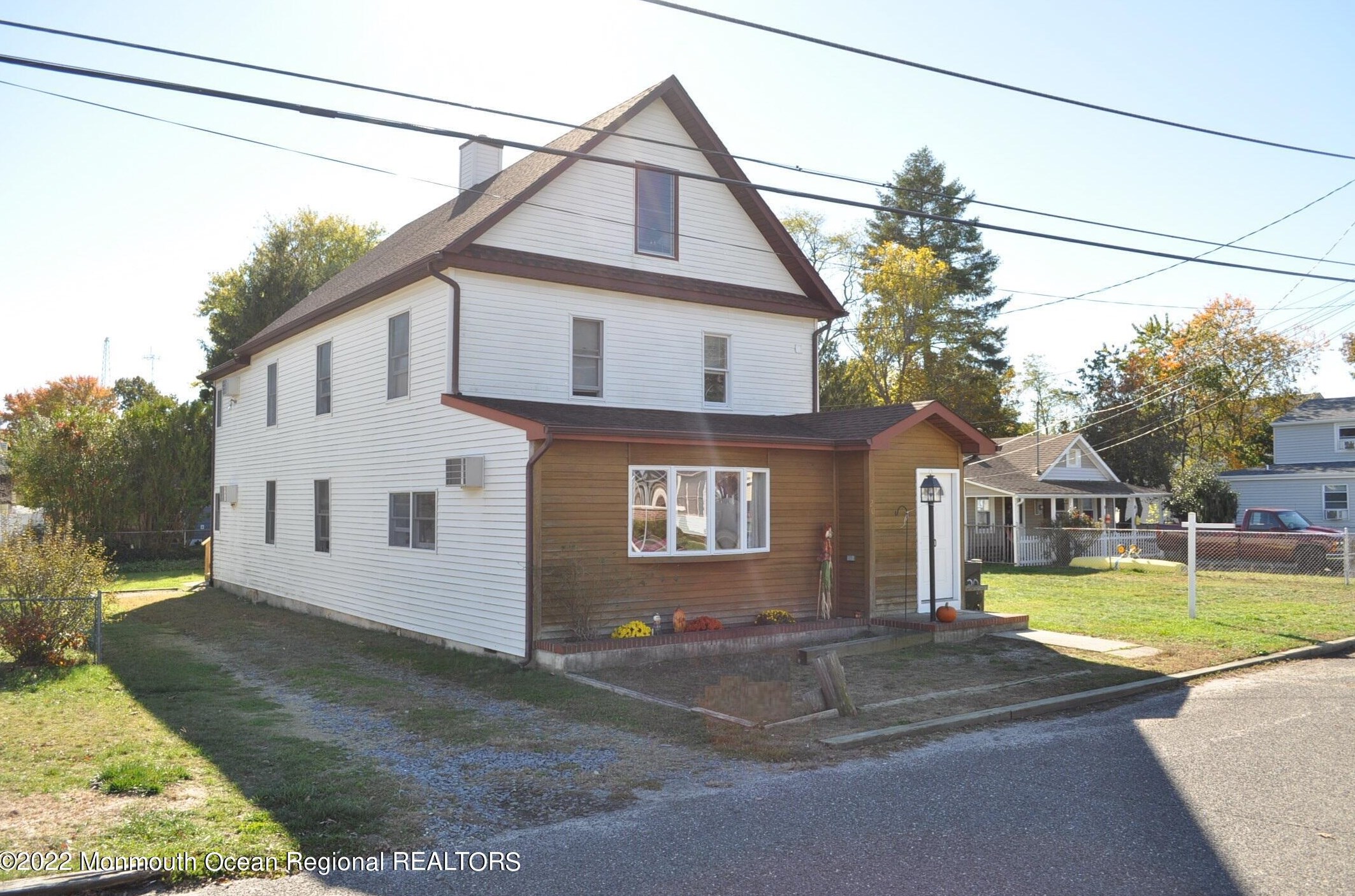 20 Long Branch Ave, Ocean Gate, NJ 08740-1342