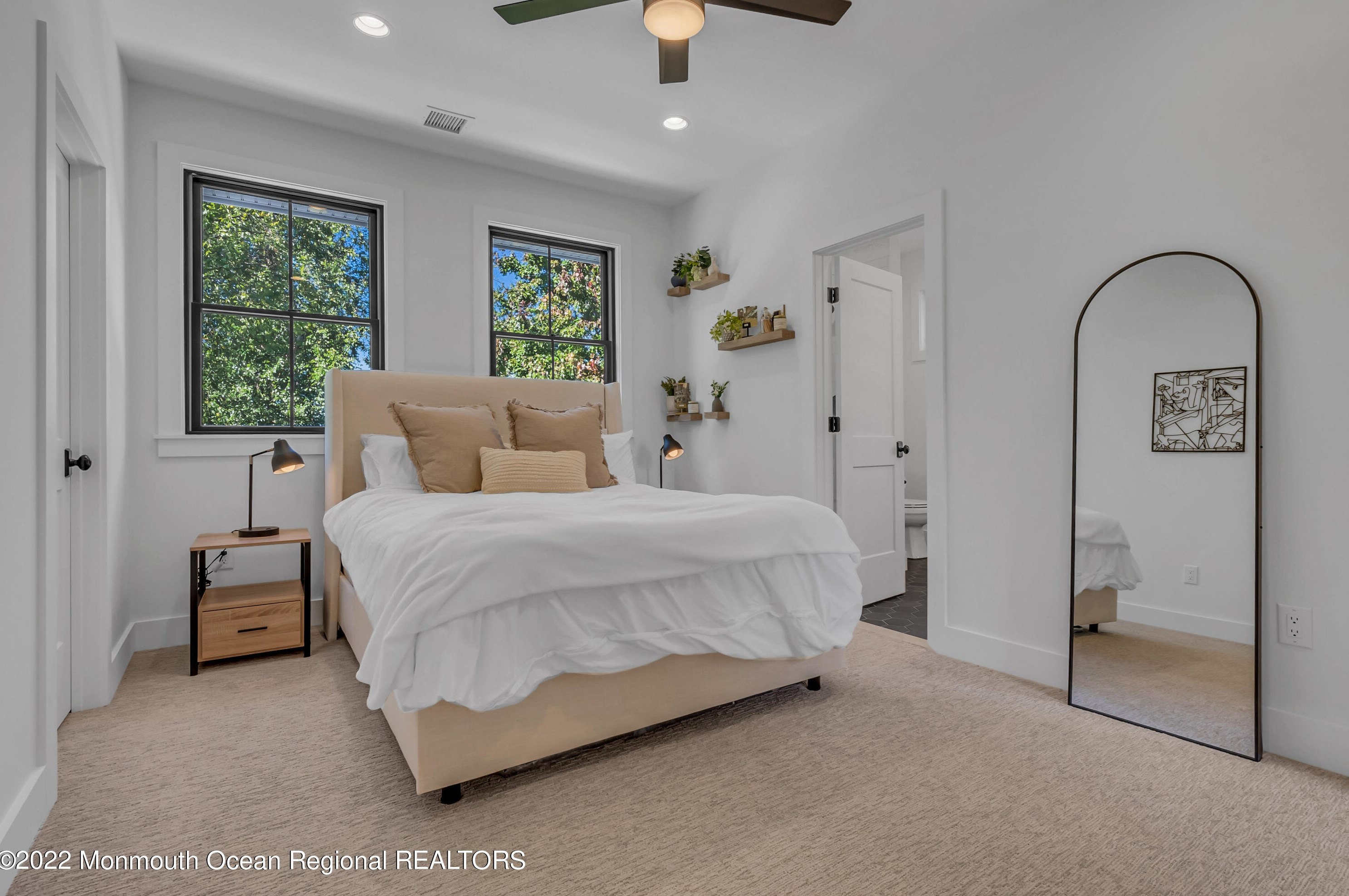 985 Atlantic Ave, Wall Township NJ exterior