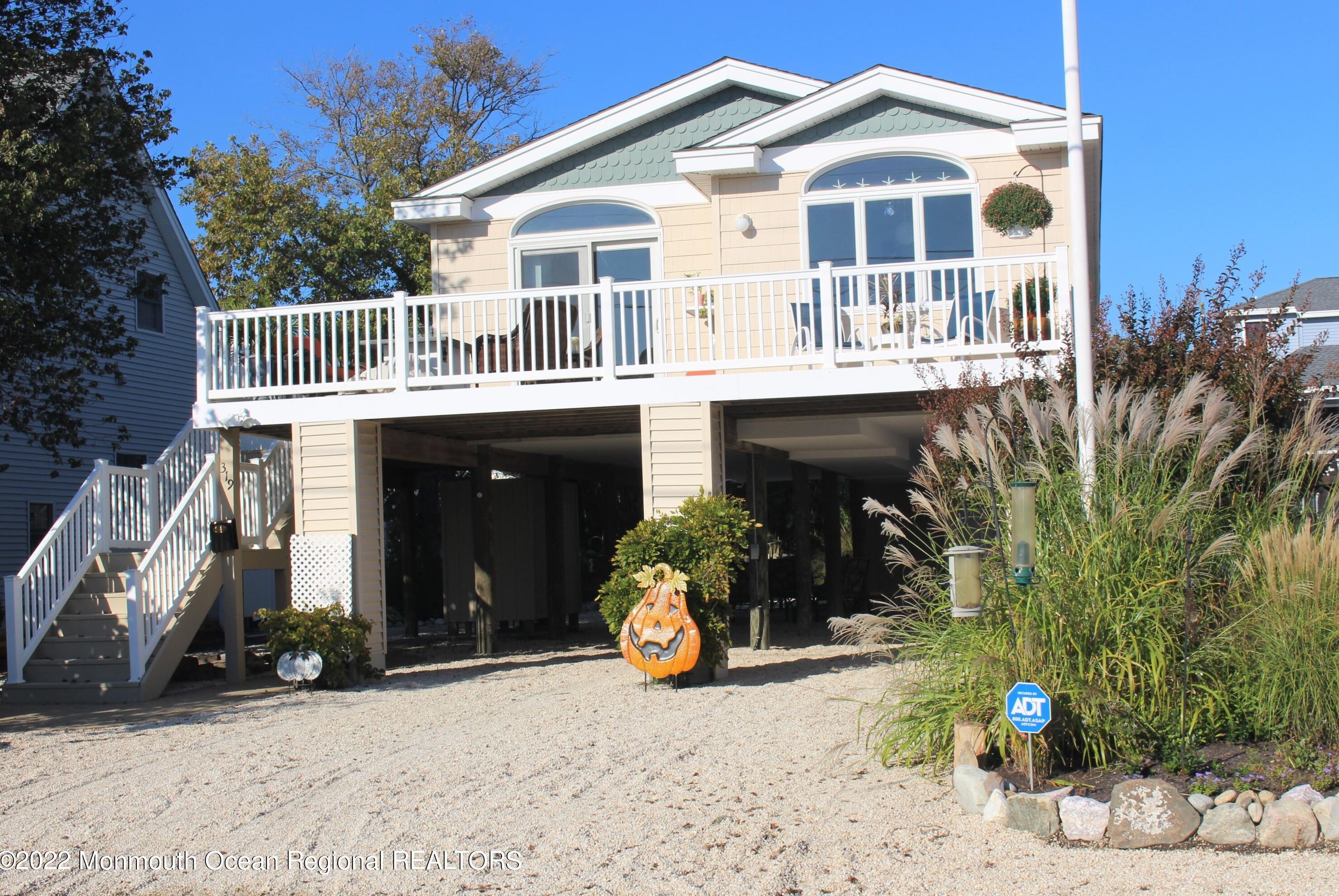319 3rd Street S, Long Beach Township, NJ 08008