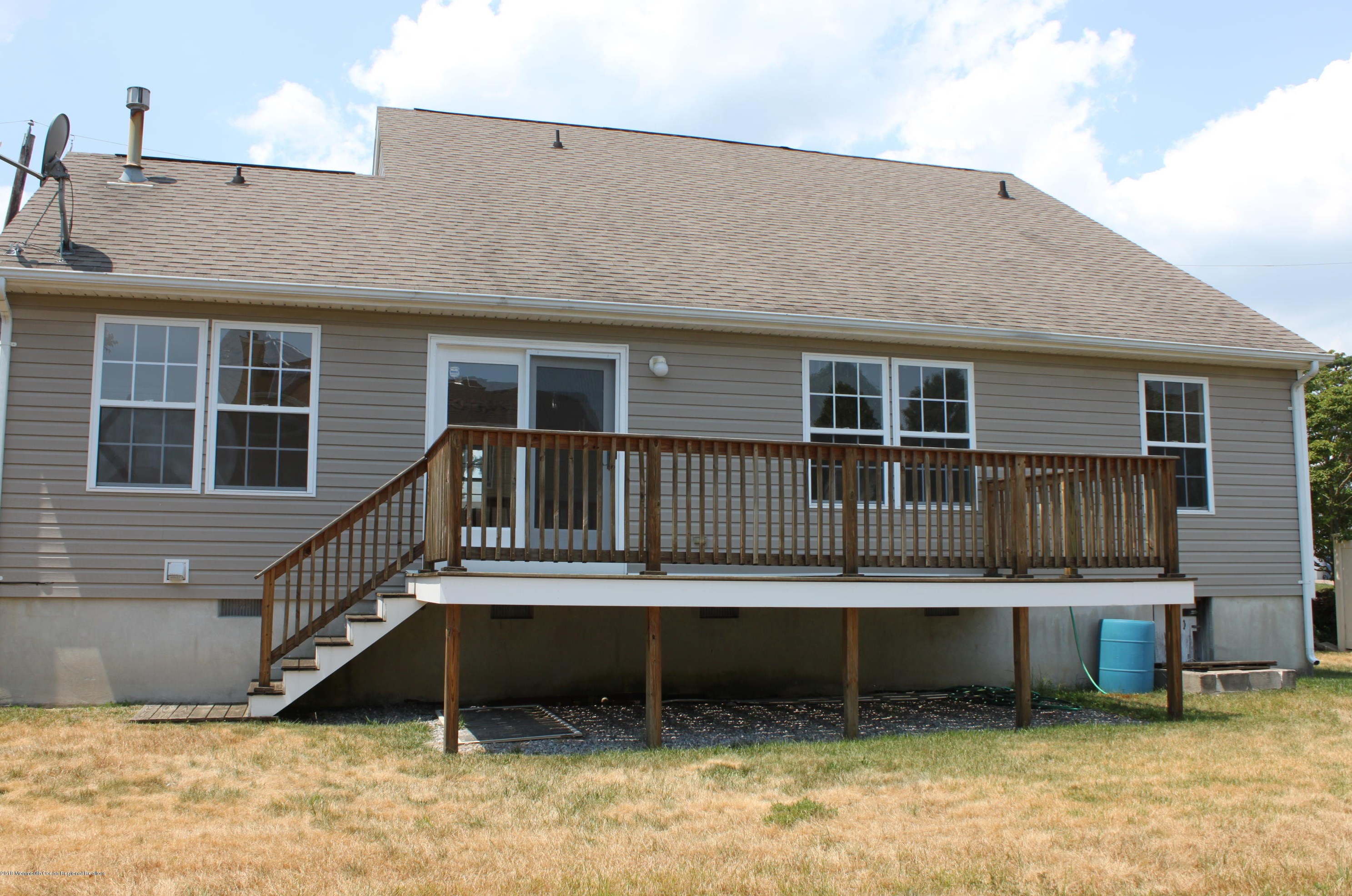 1529 Windward Ave, Beachwood, NJ 08722