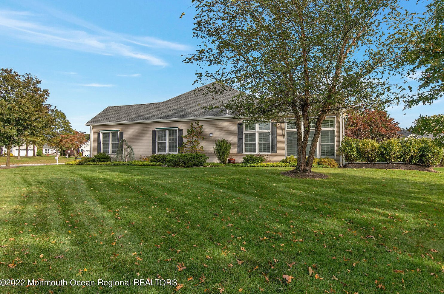 2574 Heathrow Ln, Wall Township, NJ 08736-2212