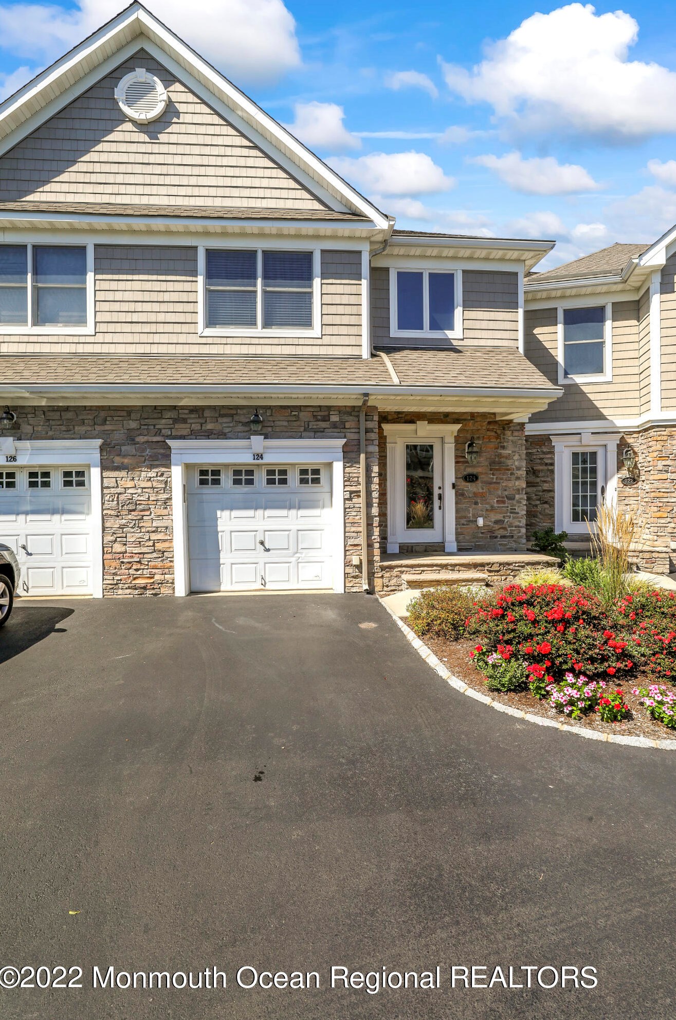 124 Locust Ave, Tinton Falls, NJ 07701