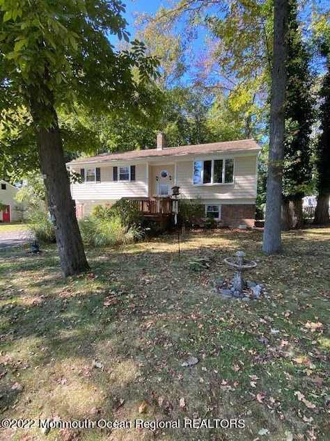 256 Delaware Ave, Oakhurst NJ  07755-1344 exterior