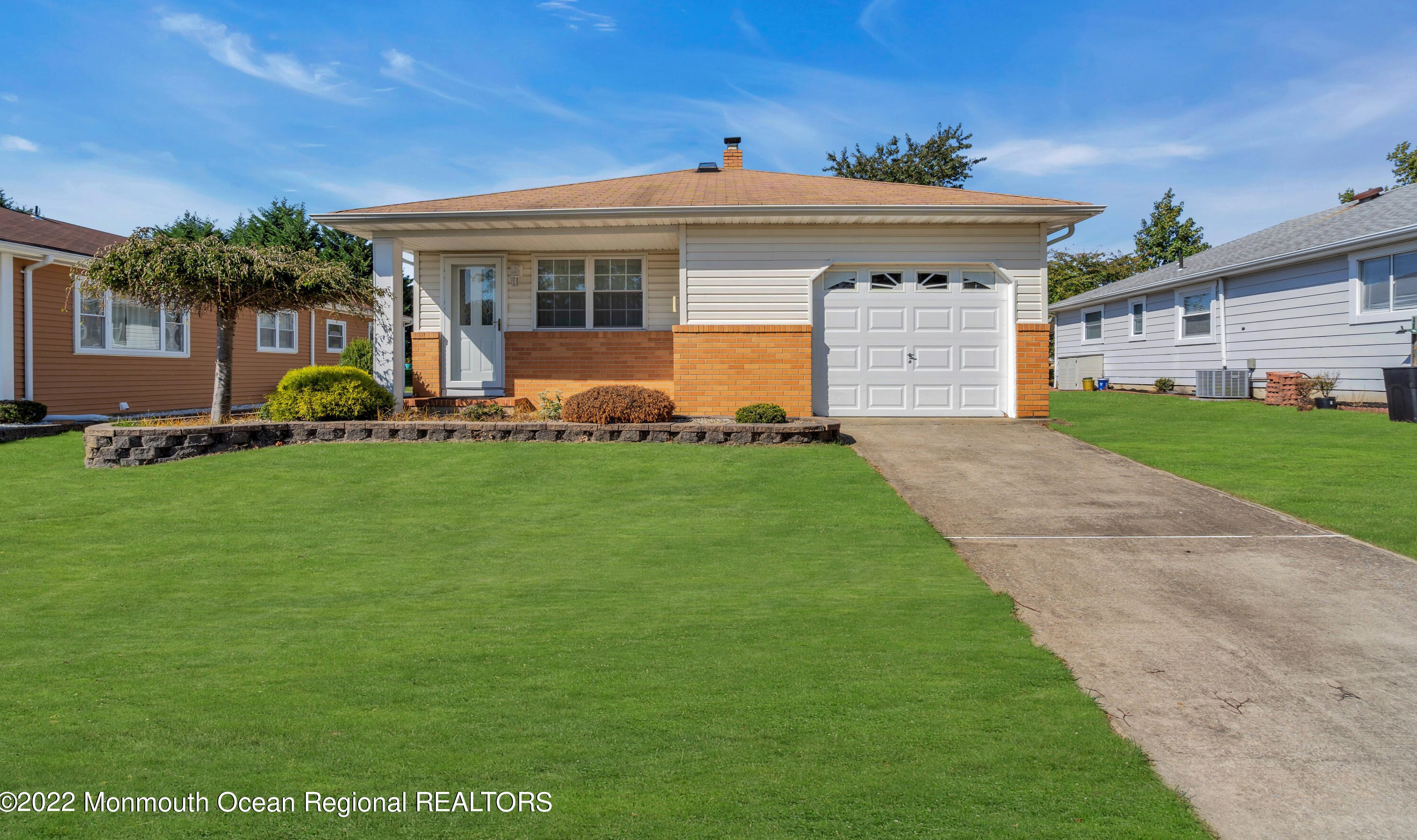 103 Port Royal Dr, Toms River, NJ 08757-3906