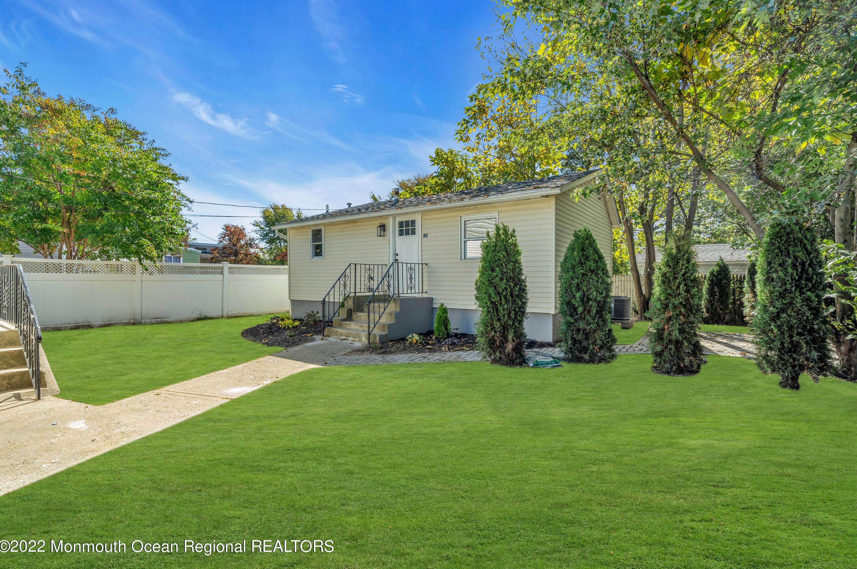 246-248 Seabreeze Ave, Middletown, NJ 07748