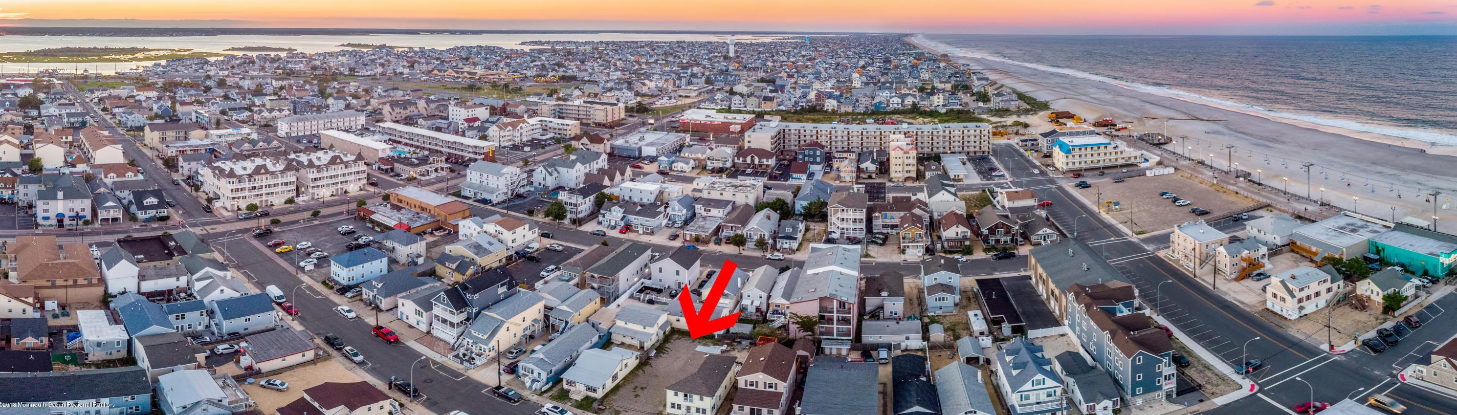 42 Kearney Ave, Pelican Island, NJ 08751