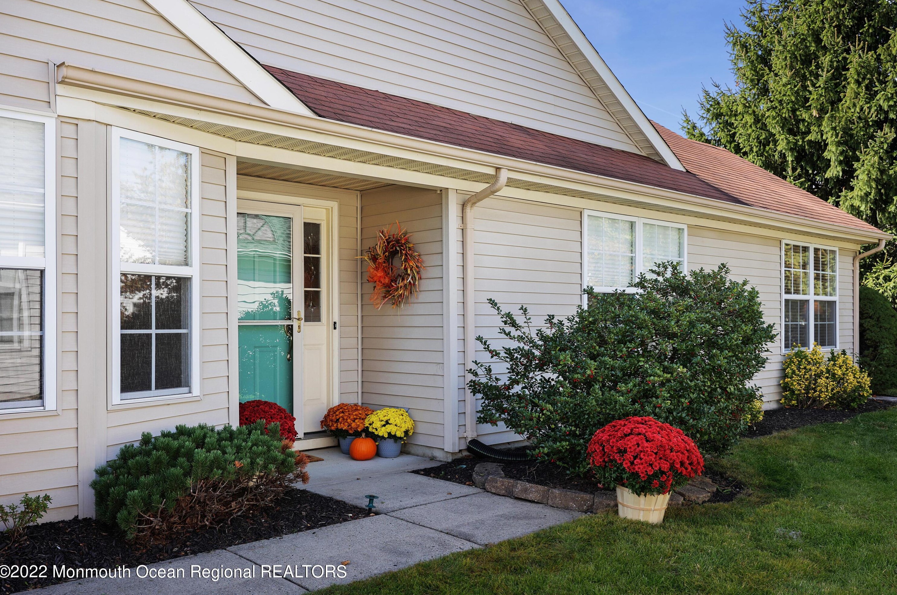 3027 Fieldcrest Ln, Toms River, NJ 08755-2547
