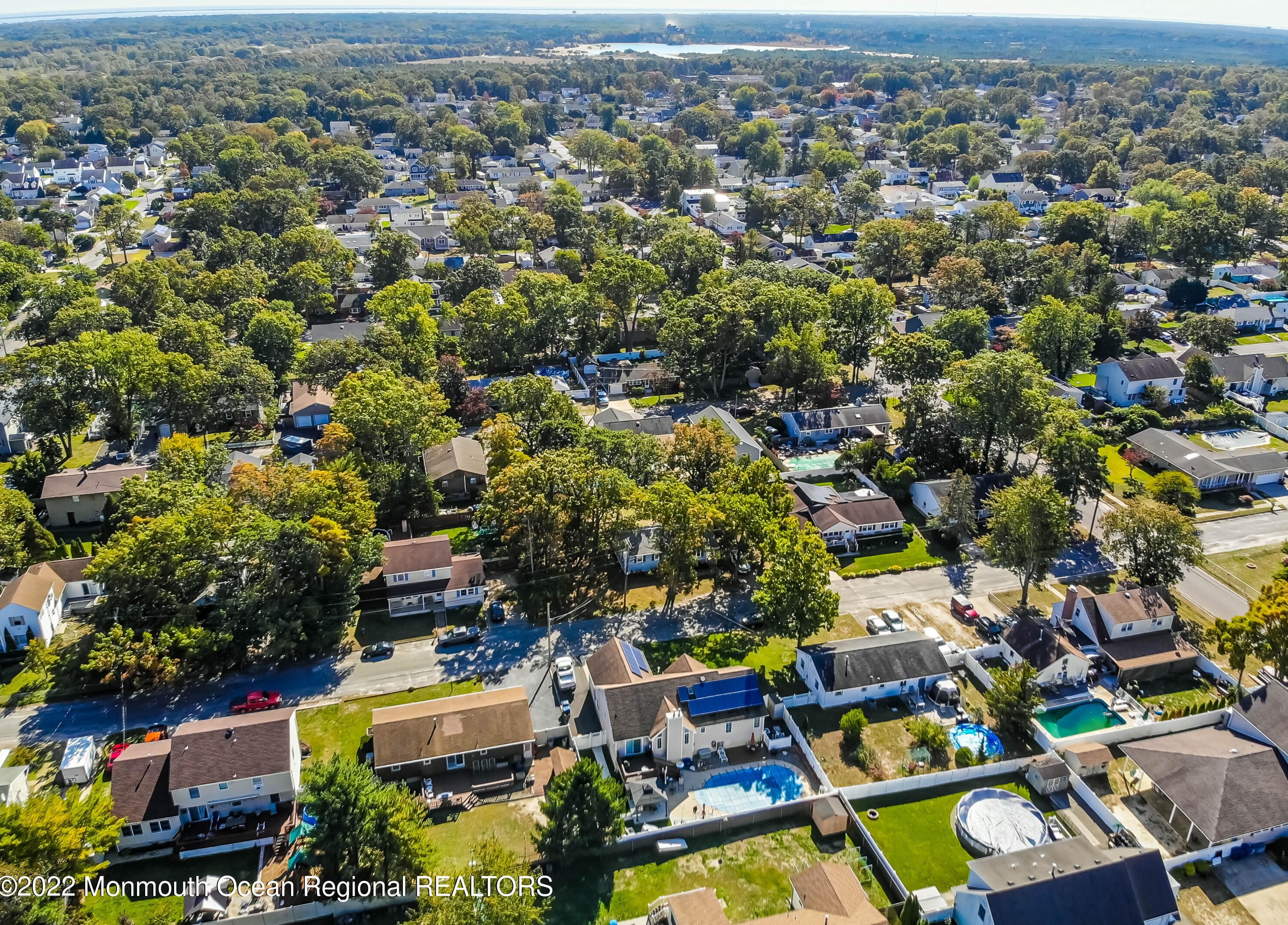 737 Spar Ave, Beachwood NJ  08722-3527 exterior
