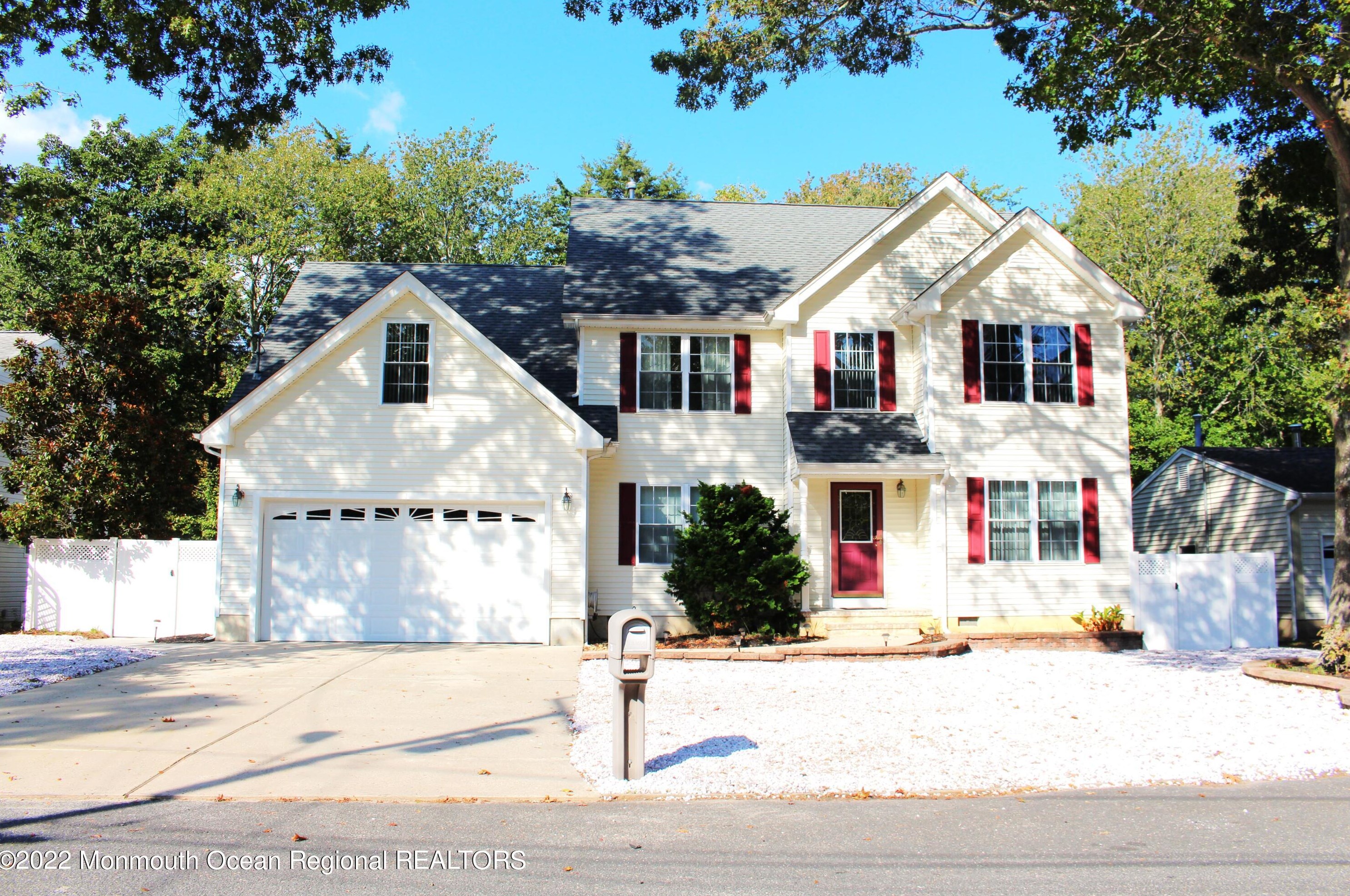 326 Enterprise Dr, Lacey, NJ 08731