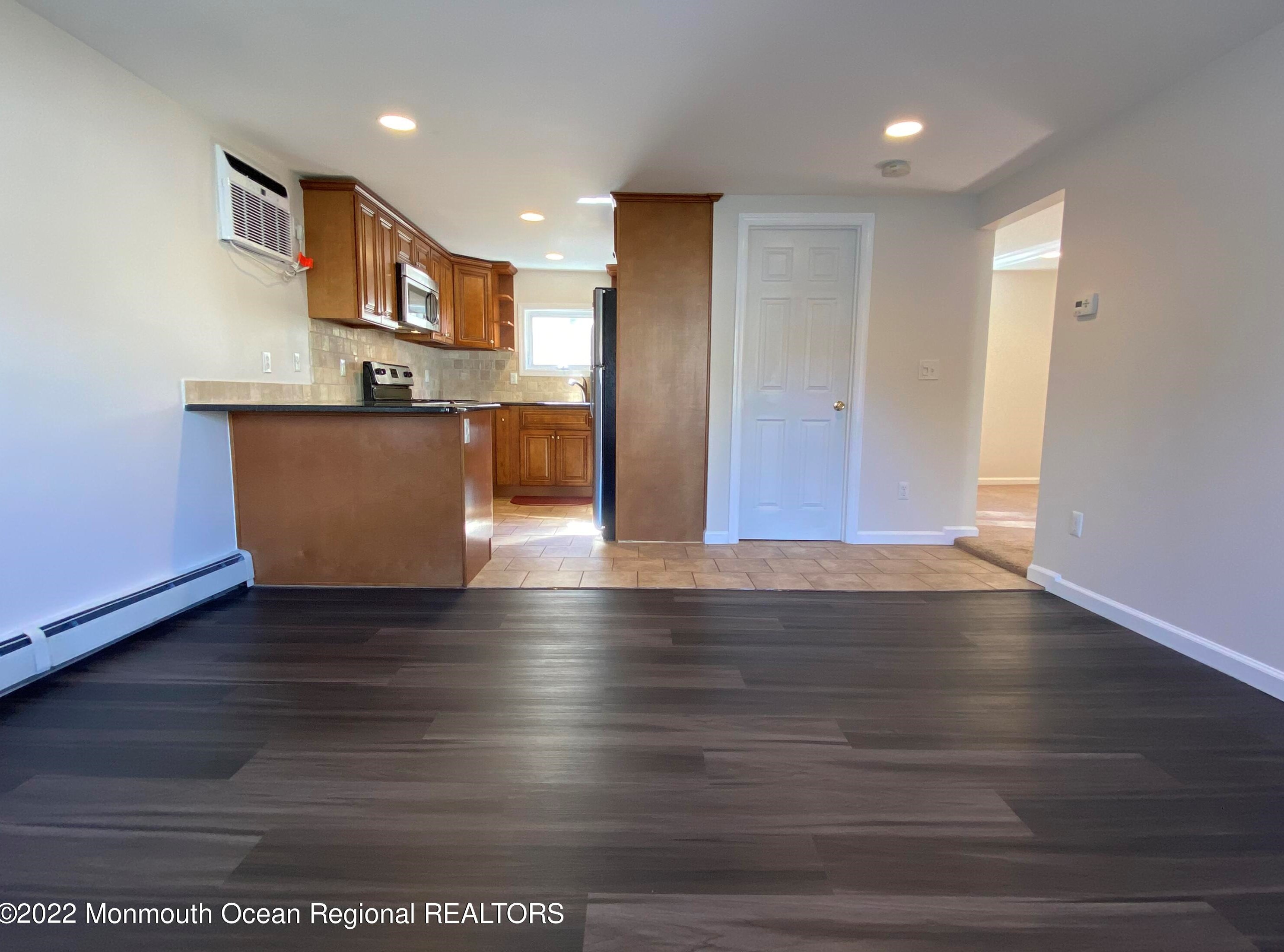 507 11th Ave #b, Belmar, NJ 07719