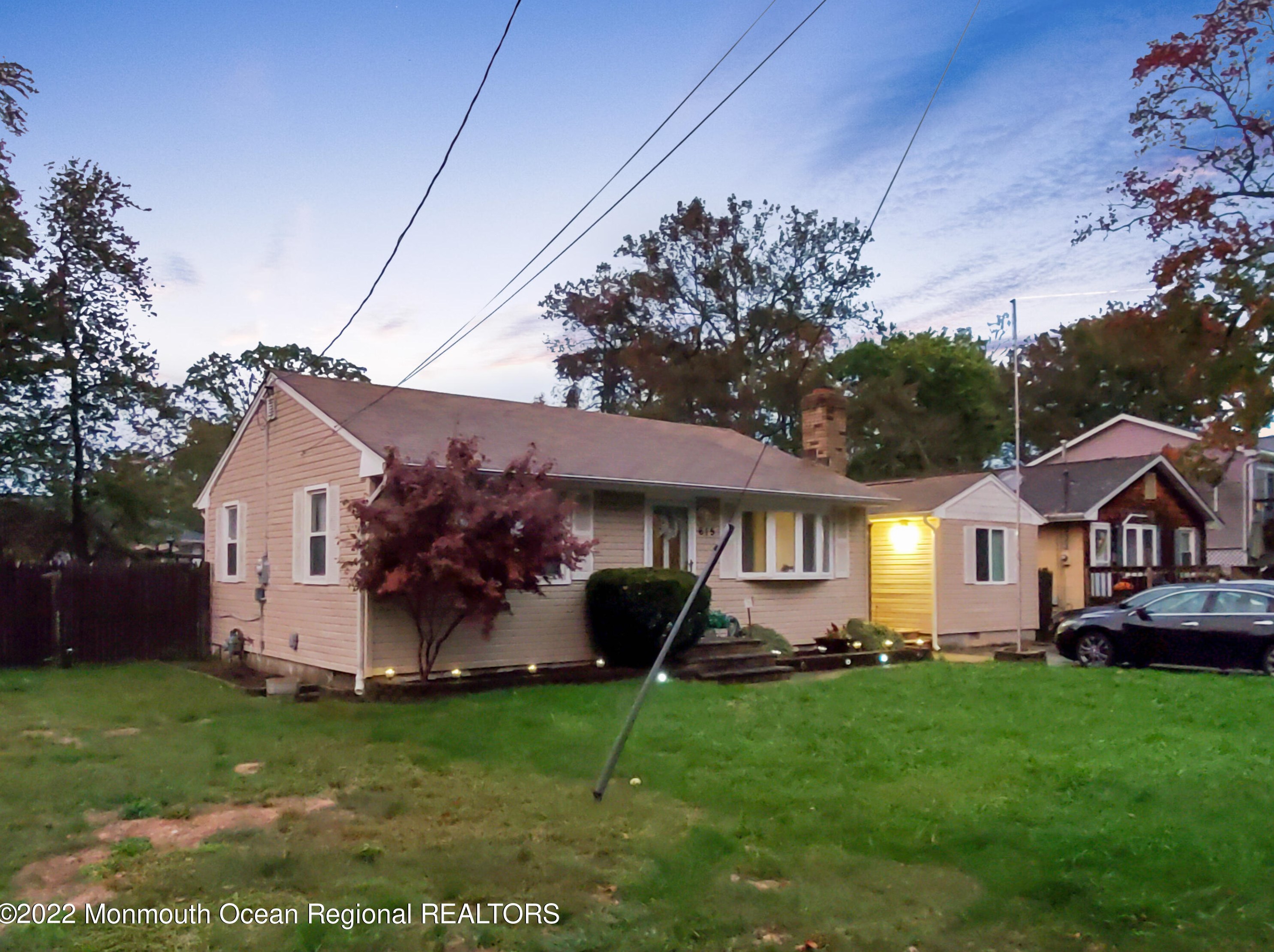615 E Arverne Ave, Ocean Gate, NJ 08740
