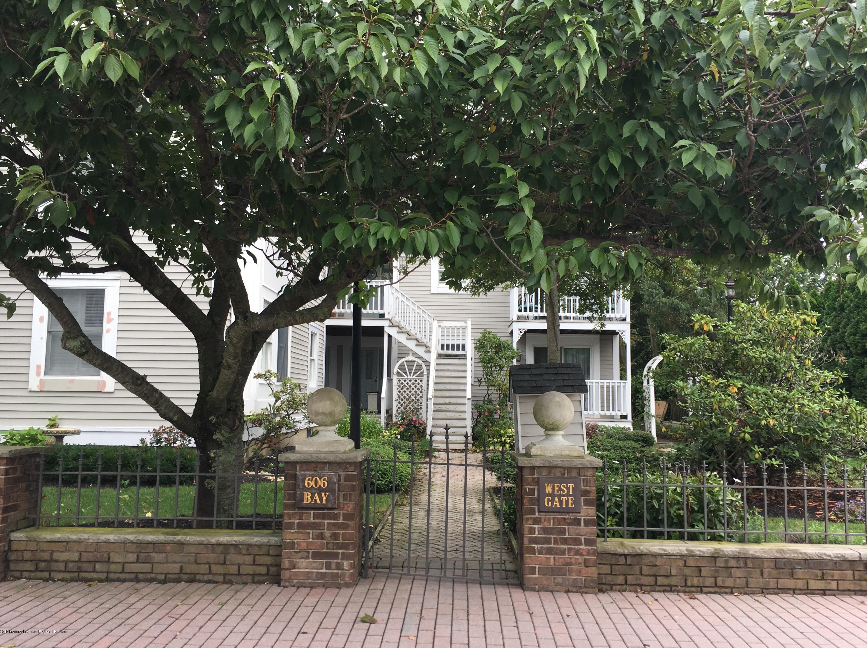 606 Bay Ave Apt 4, Point Pleasant Beach, NJ 08742