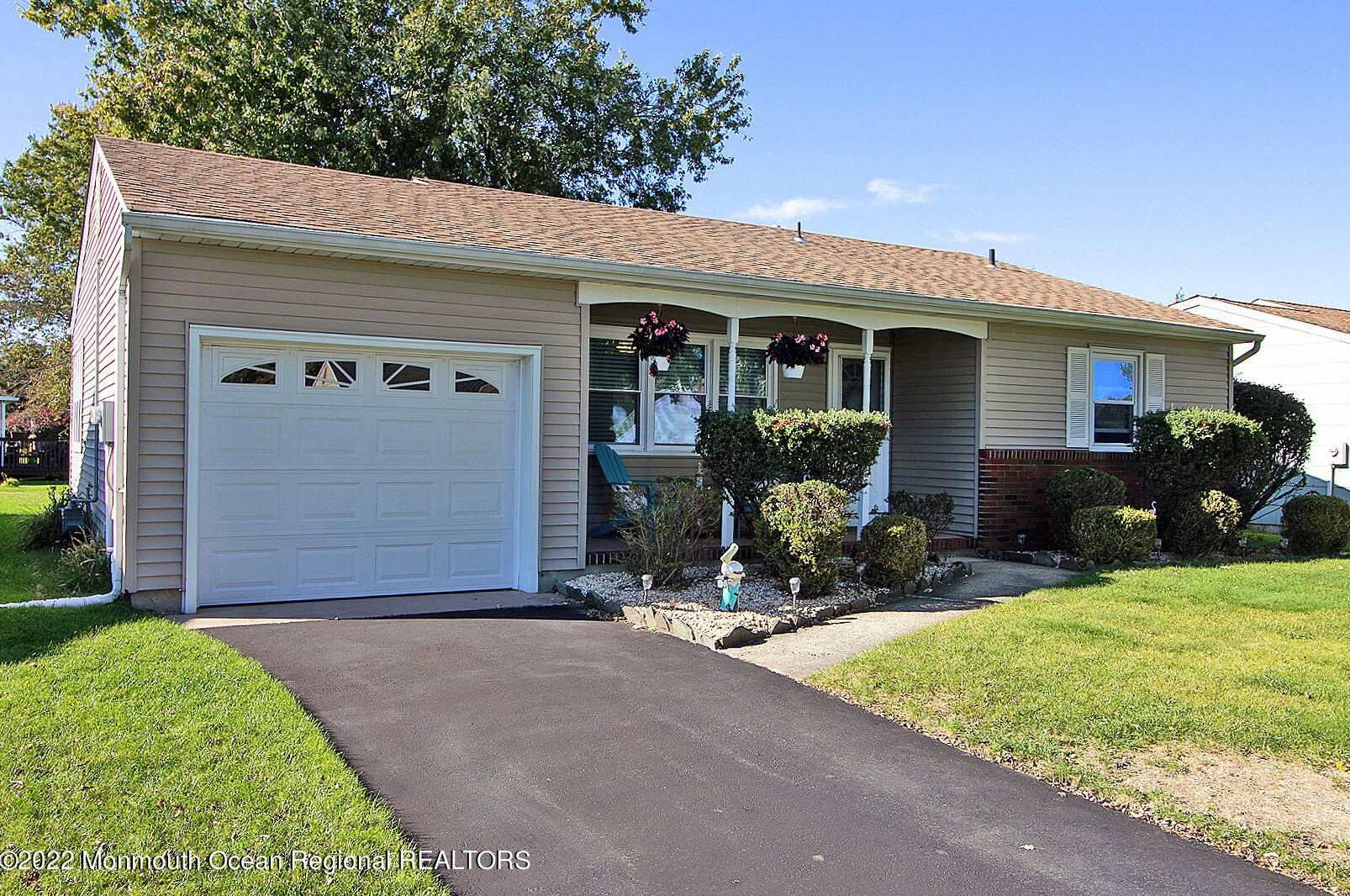 132 Eton Ct, Toms River, NJ 08757-4447