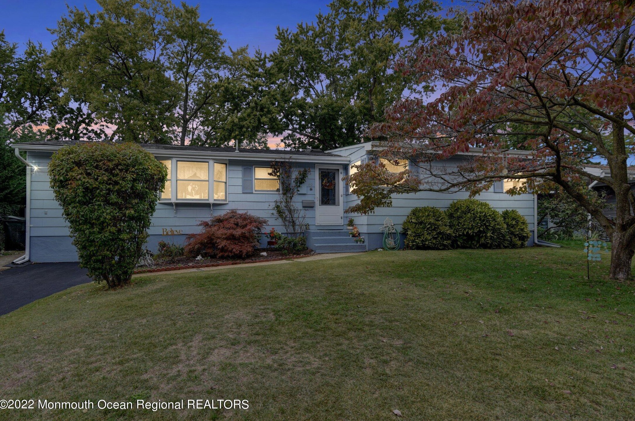 69 Fleetwood Dr, Hazlet, NJ 07730