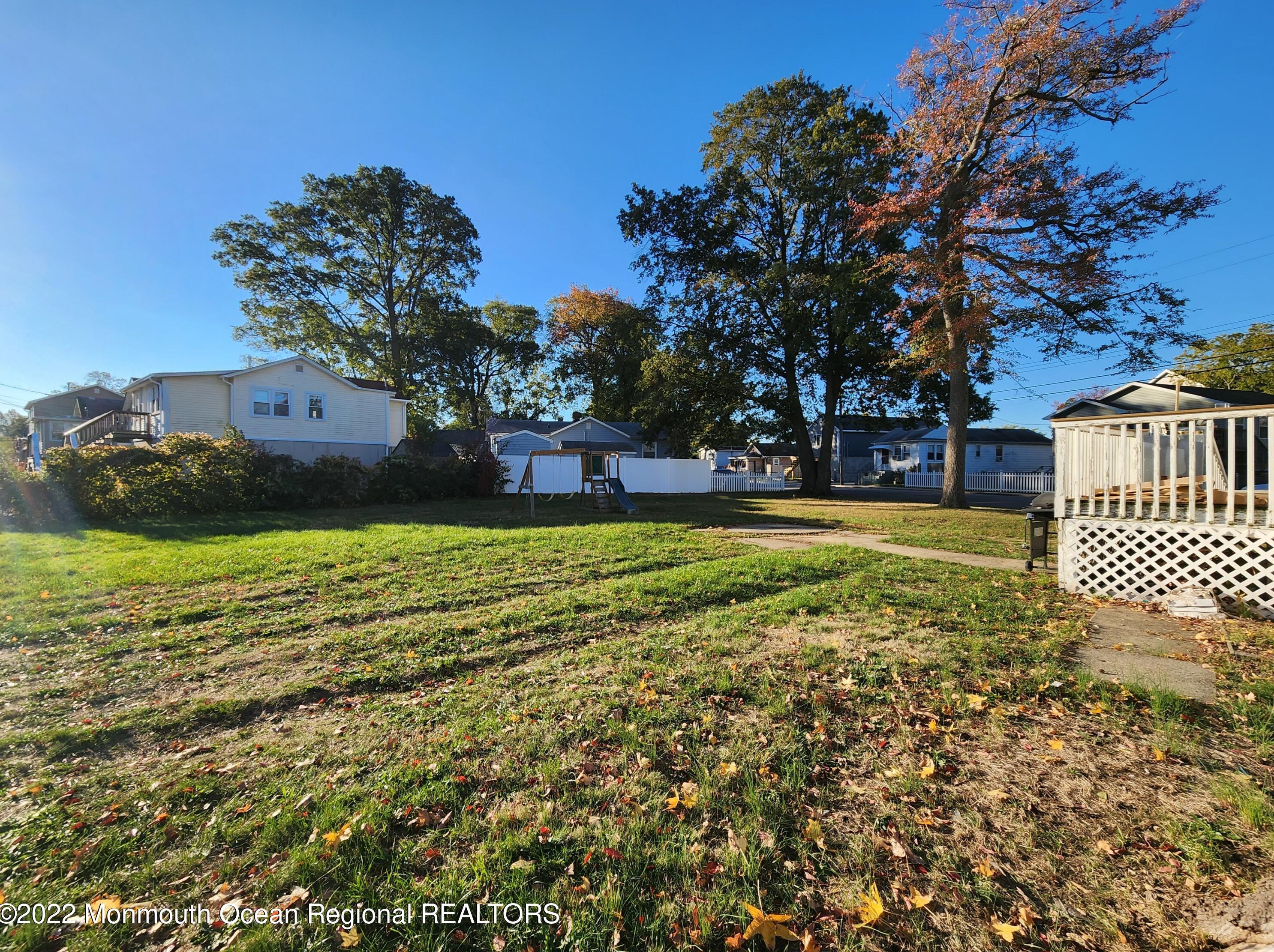 82 Twilight Ave, Ideal Beach, NJ 07734