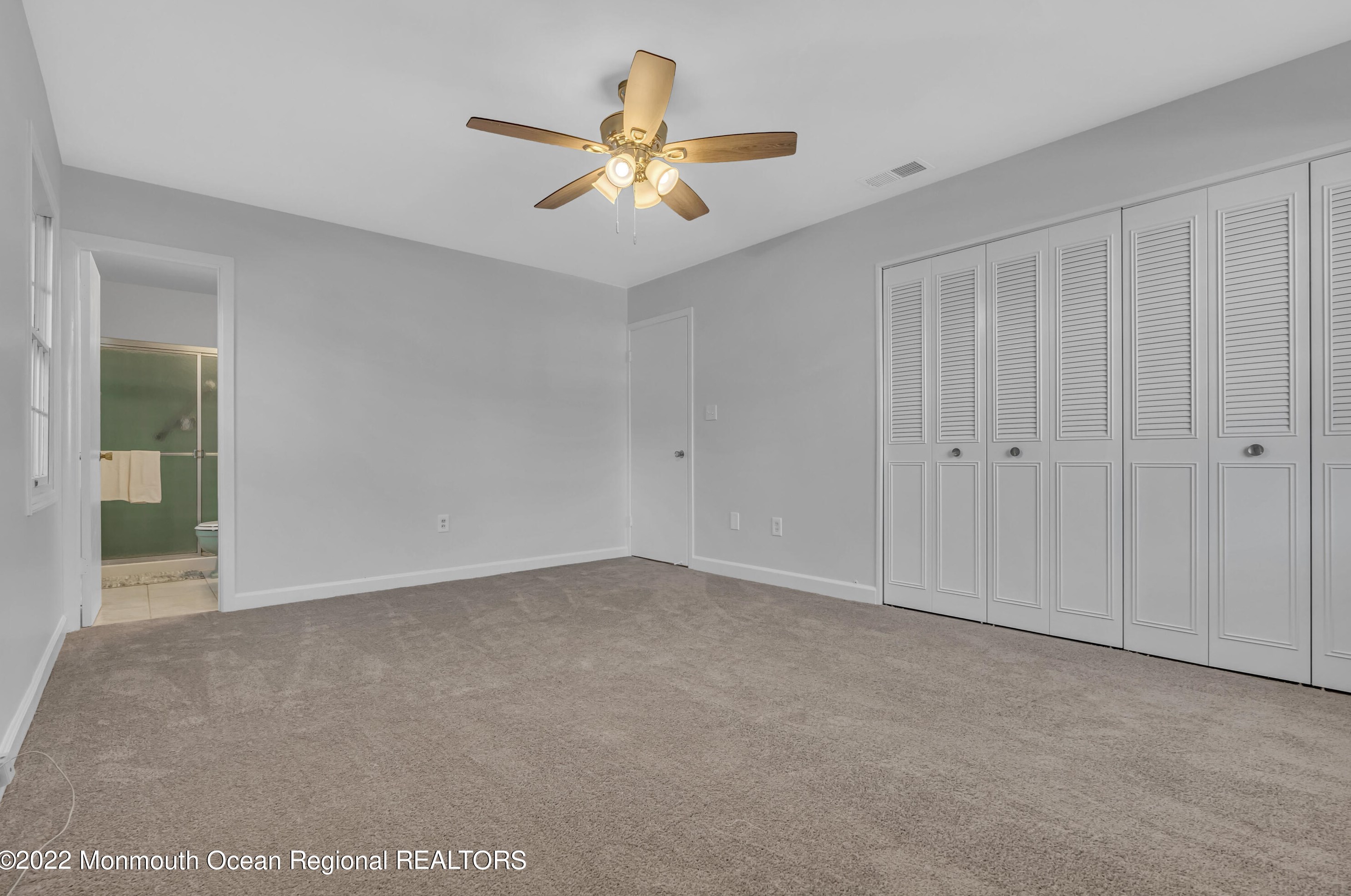 74 Idlewild Ln, Matawan NJ 07747-1534 exterior