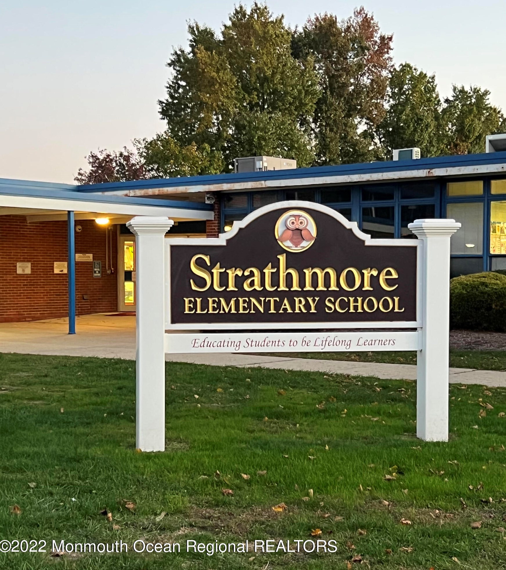 74 Idlewild Ln, Matawan NJ 07747-1534 exterior