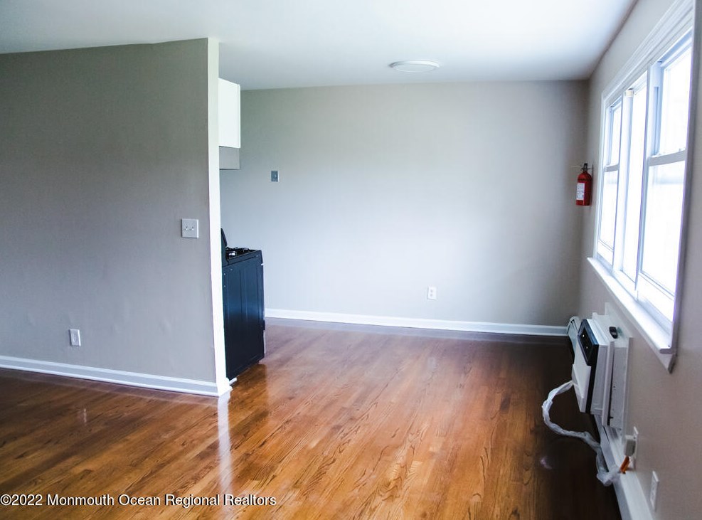 65 Steiner Ave, Wall Township, NJ 07753-6642