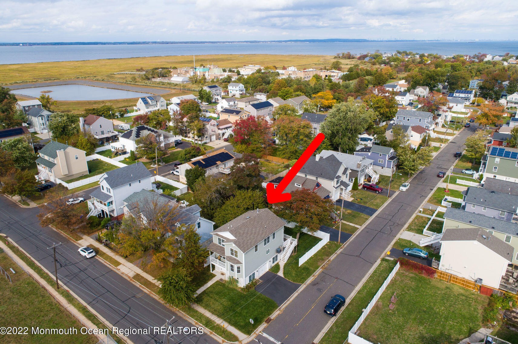 815 Edmunds Ave, Keyport, NJ 07735-2627