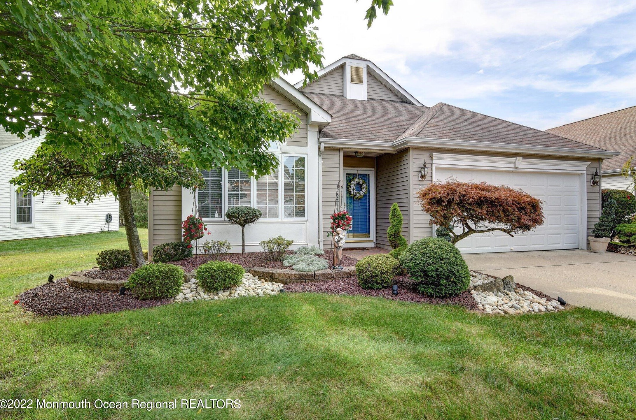 21 Turnberry Pl, Jackson Twp, NJ 08527