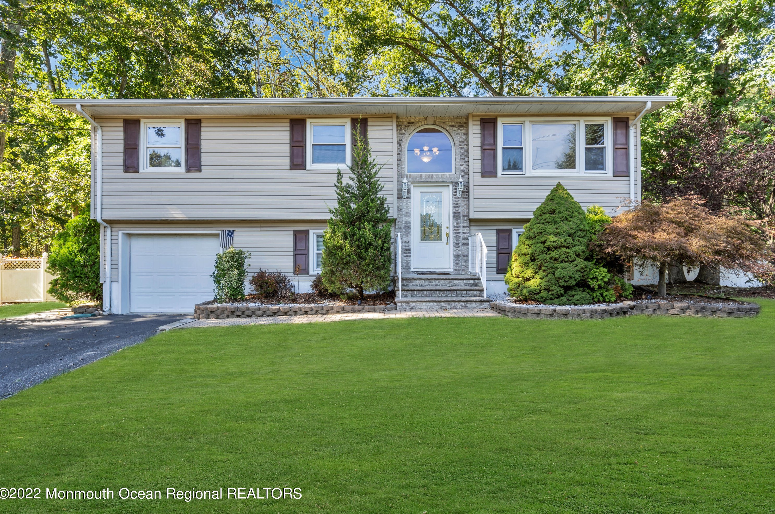 400 Diamond Rd, Jackson Twp, NJ 08527
