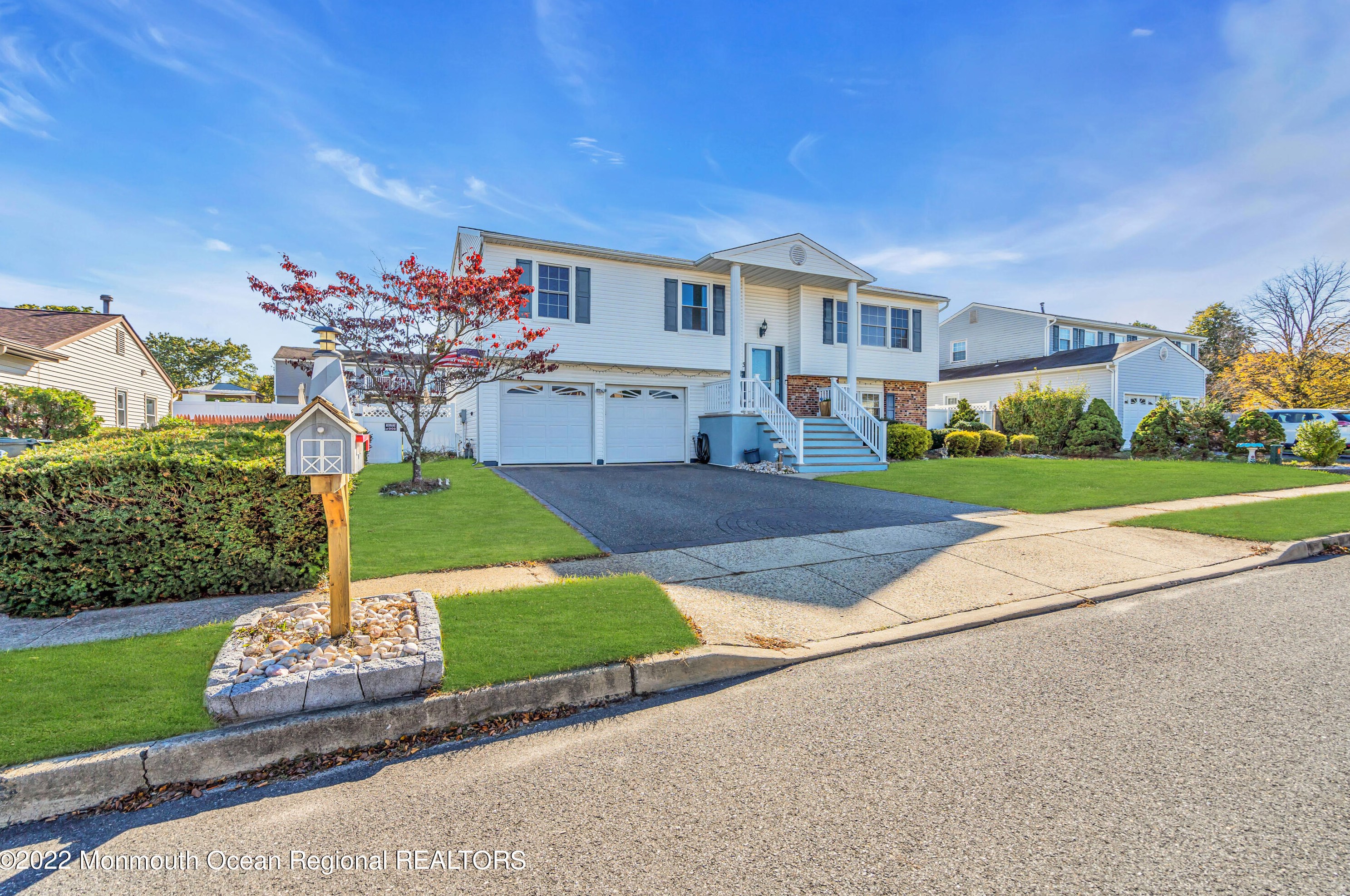 3 Evergreen Pl, Wall Township, NJ 07731-2626