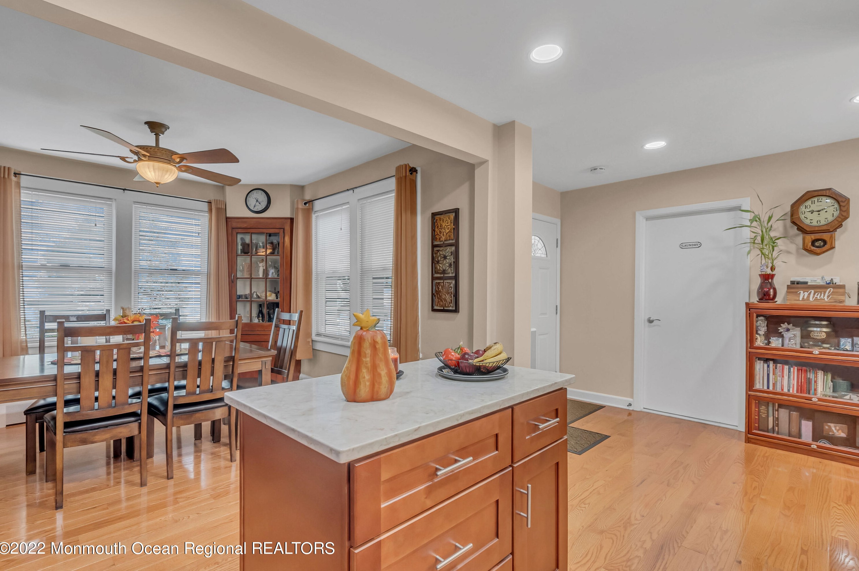 98 Aberdeen Rd, Matawan NJ 07747-2721 exterior