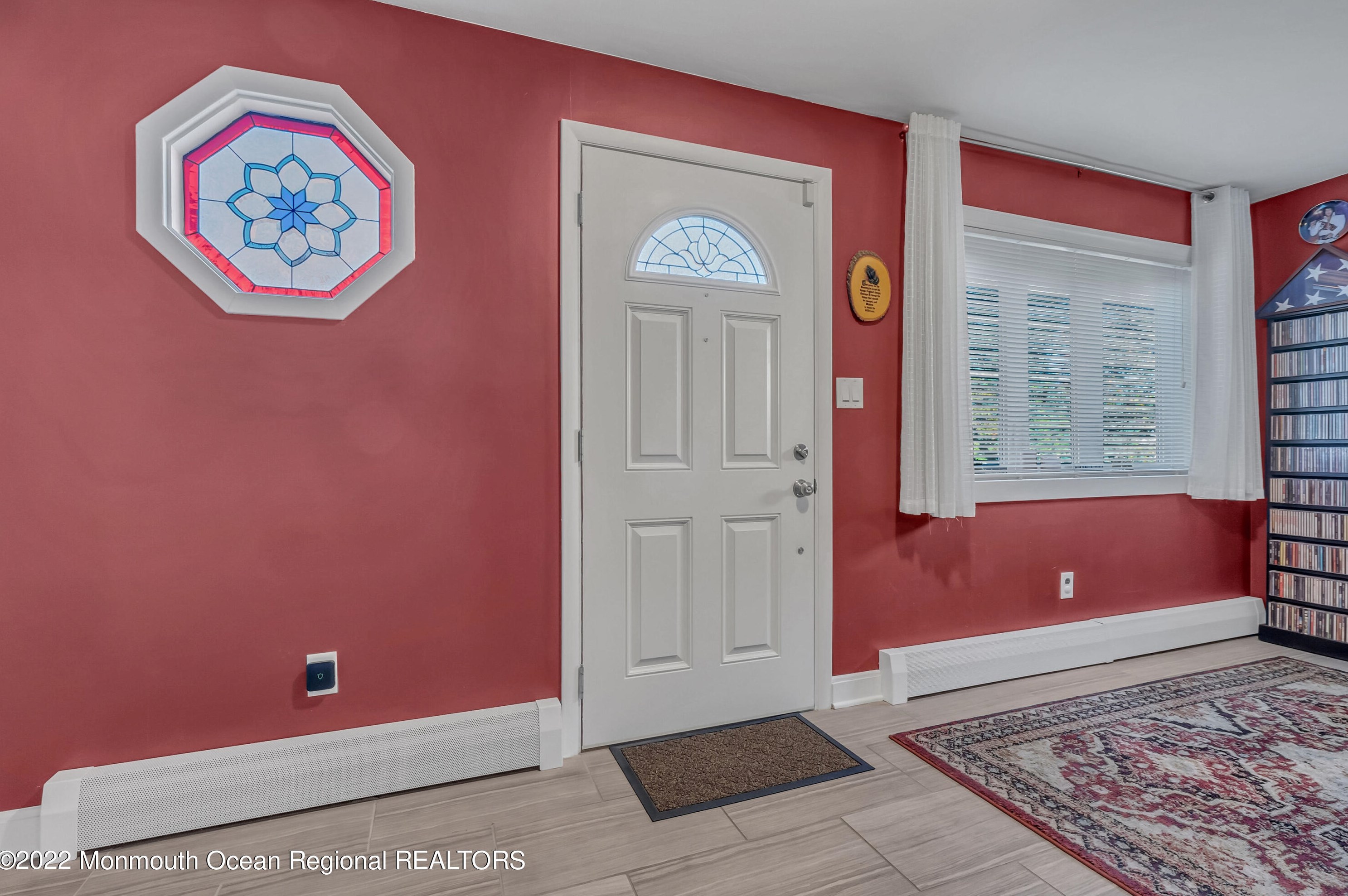 98 Aberdeen Rd, Matawan NJ 07747-2721 exterior