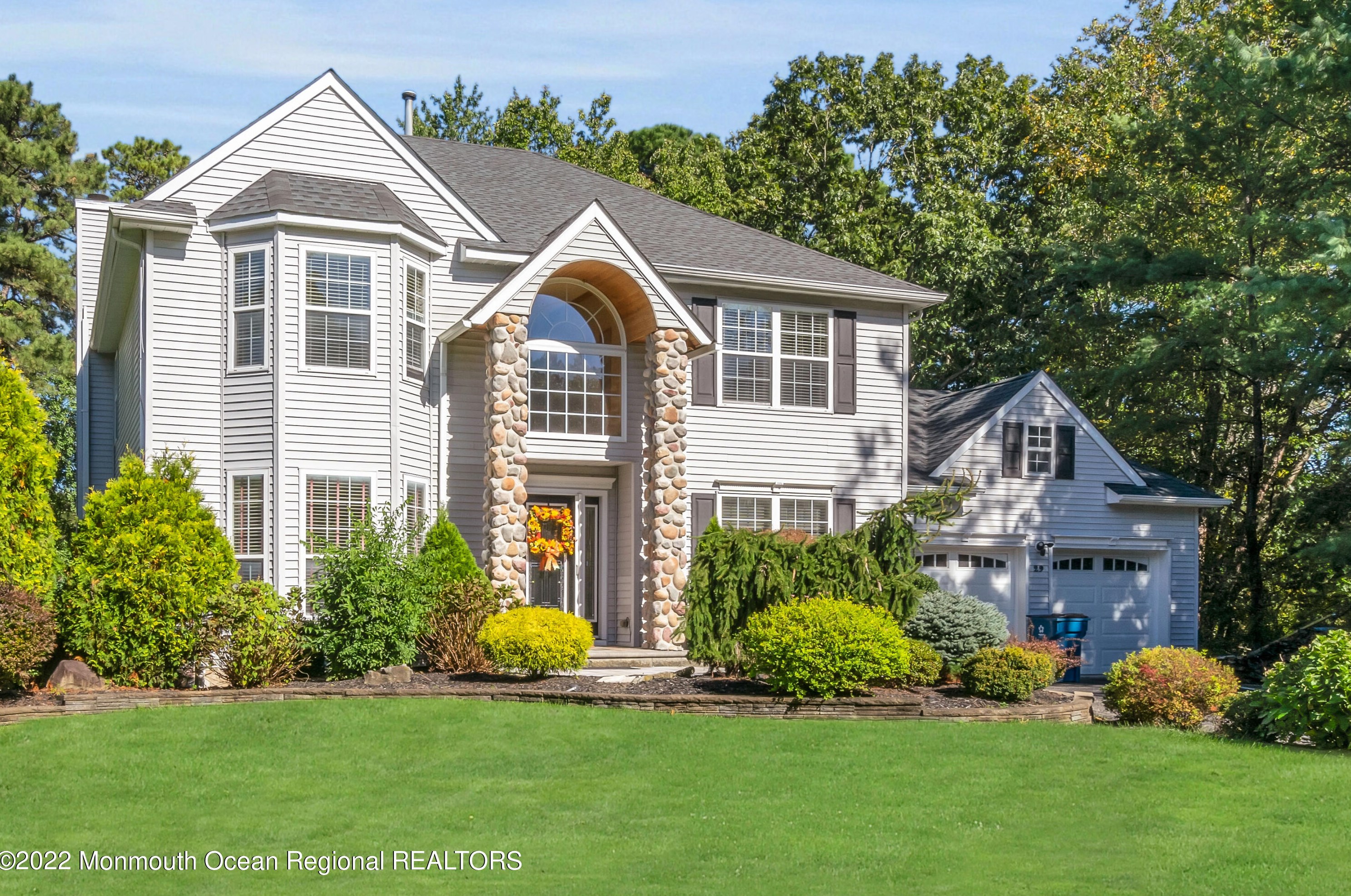 29 Cottonwood Dr, Jackson Twp, NJ 08527