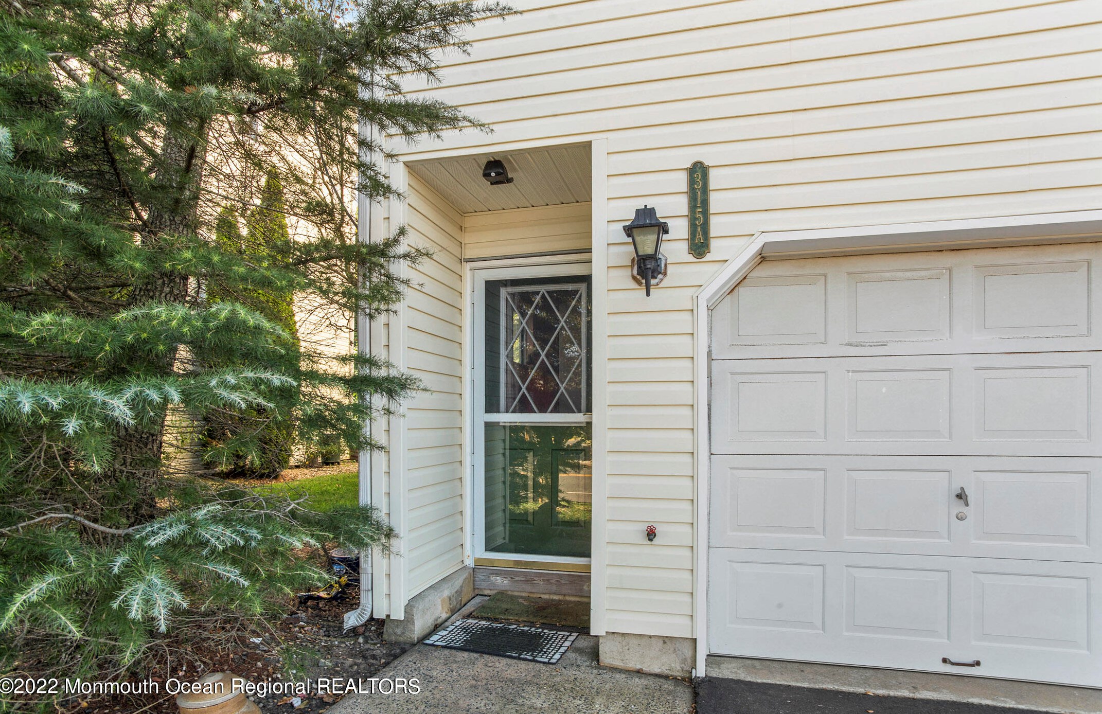 315 Shore Dr #a, Monmouth Hills, NJ 07732