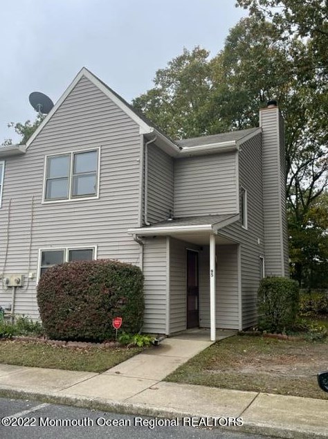 95 Pin Oak Ln, Tuckerton, NJ 08087