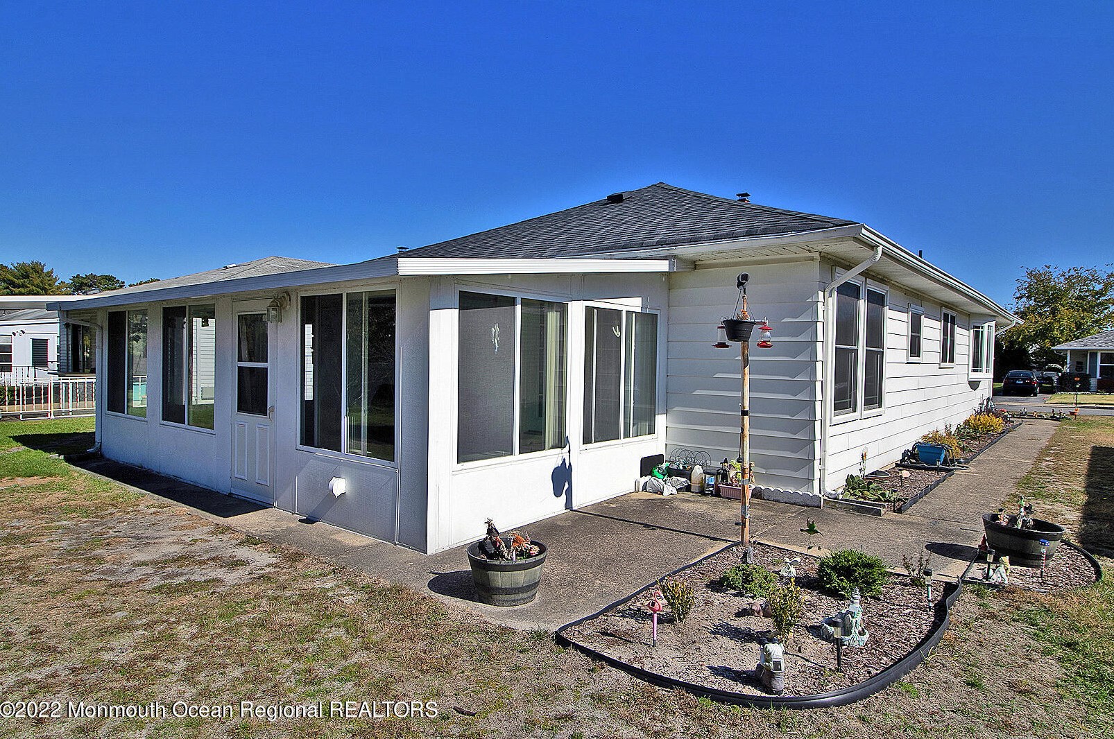 9 Goyave St, Toms River NJ  08757-4230 exterior
