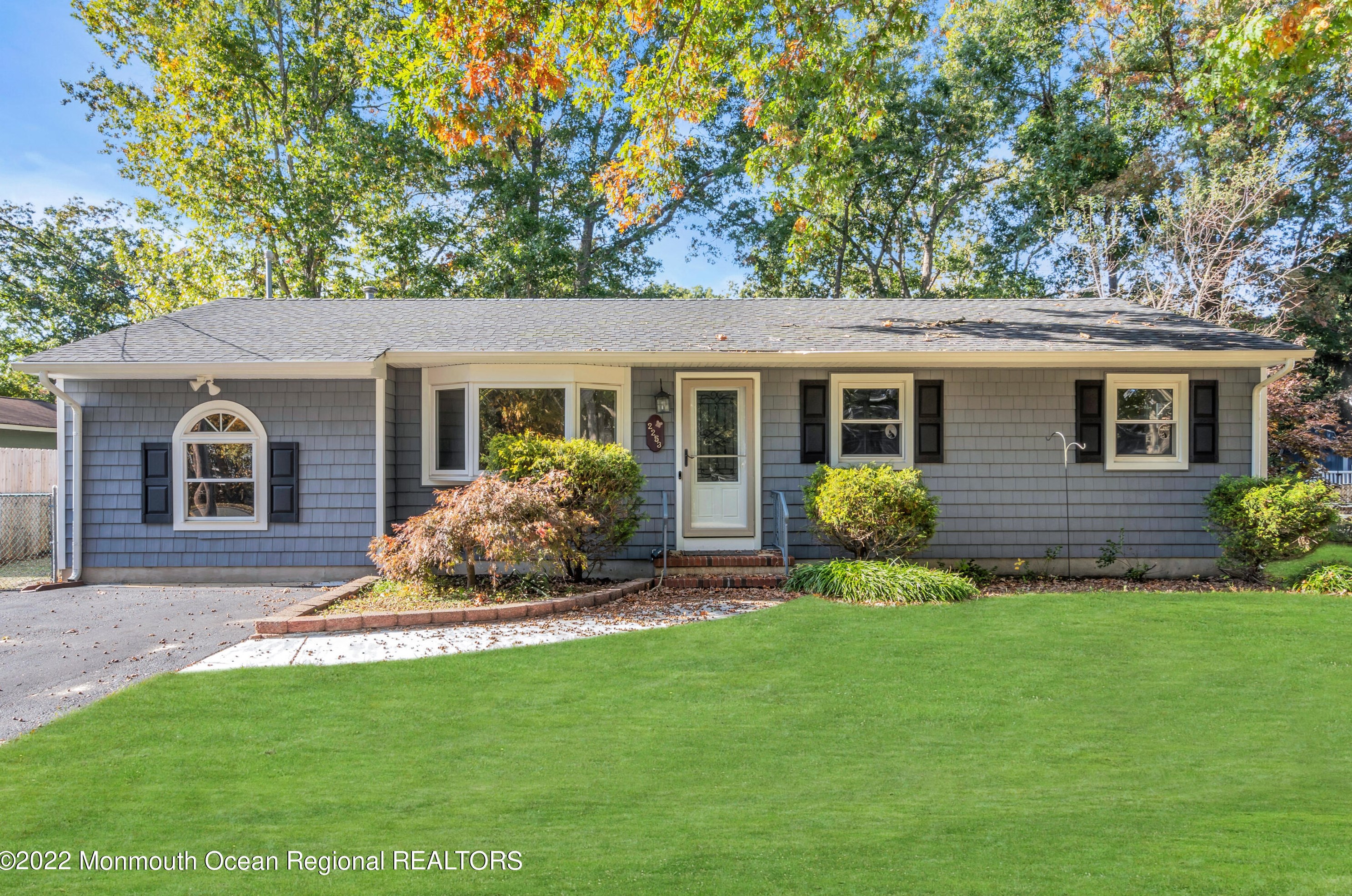 2253 Llewellyn Pkwy, Lacey, NJ 08731