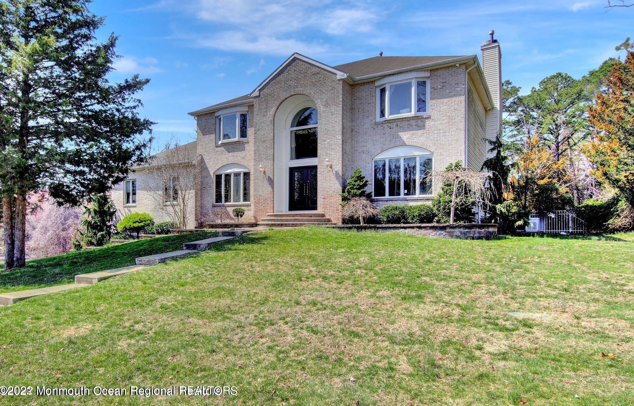 7 Quaker Hill Rd, Jackson Twp, NJ 08527