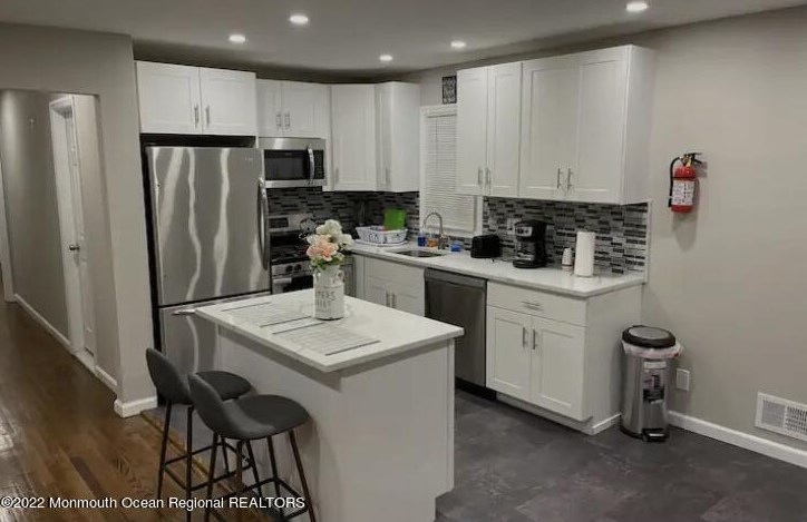 853 Forecastle Ave, Beachwood NJ  08722-2407 exterior
