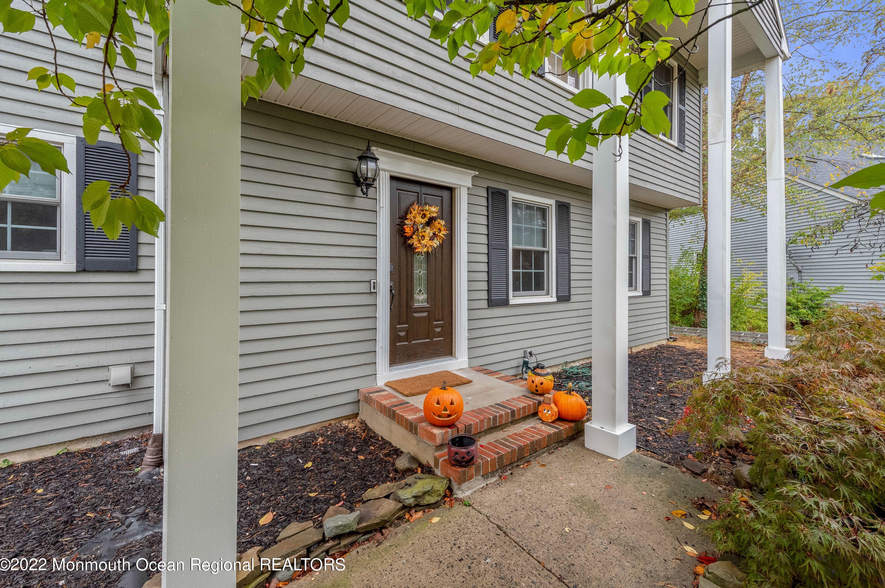 216 Doe Rd, Toms River, NJ 08753-5277